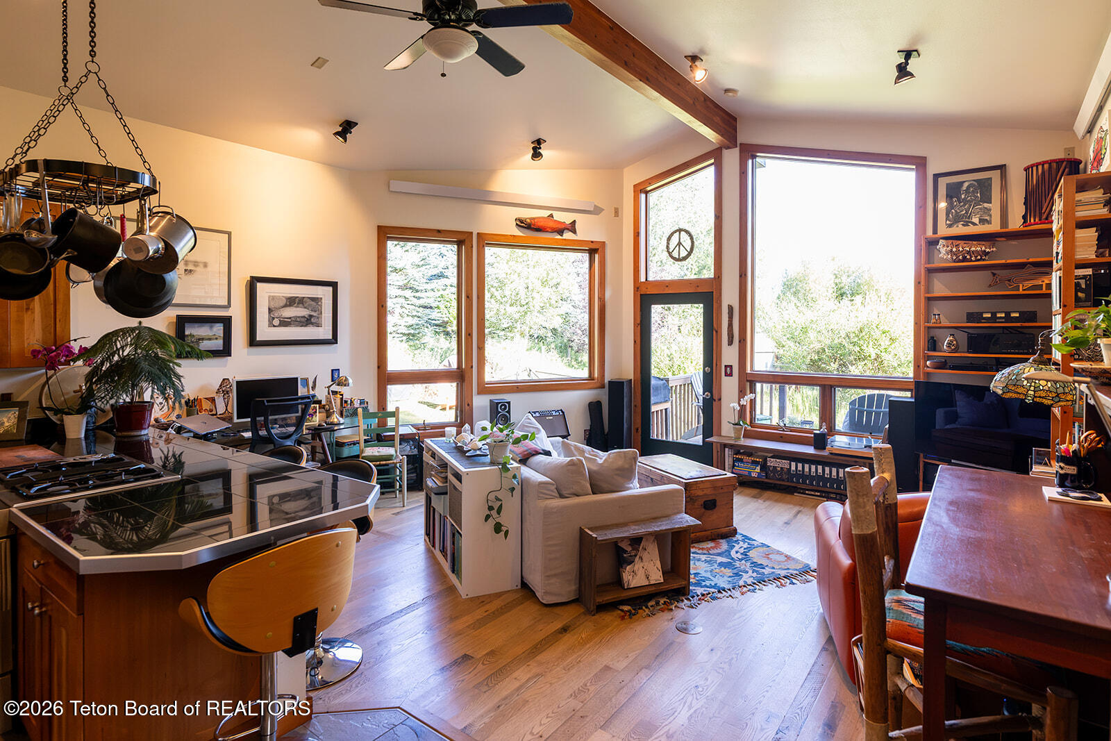 4293 W LEEPER Lane