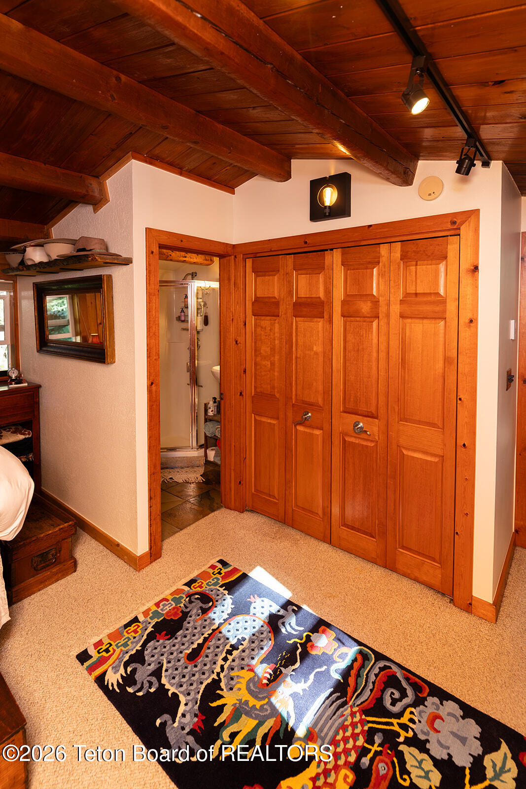 4293 W LEEPER Lane