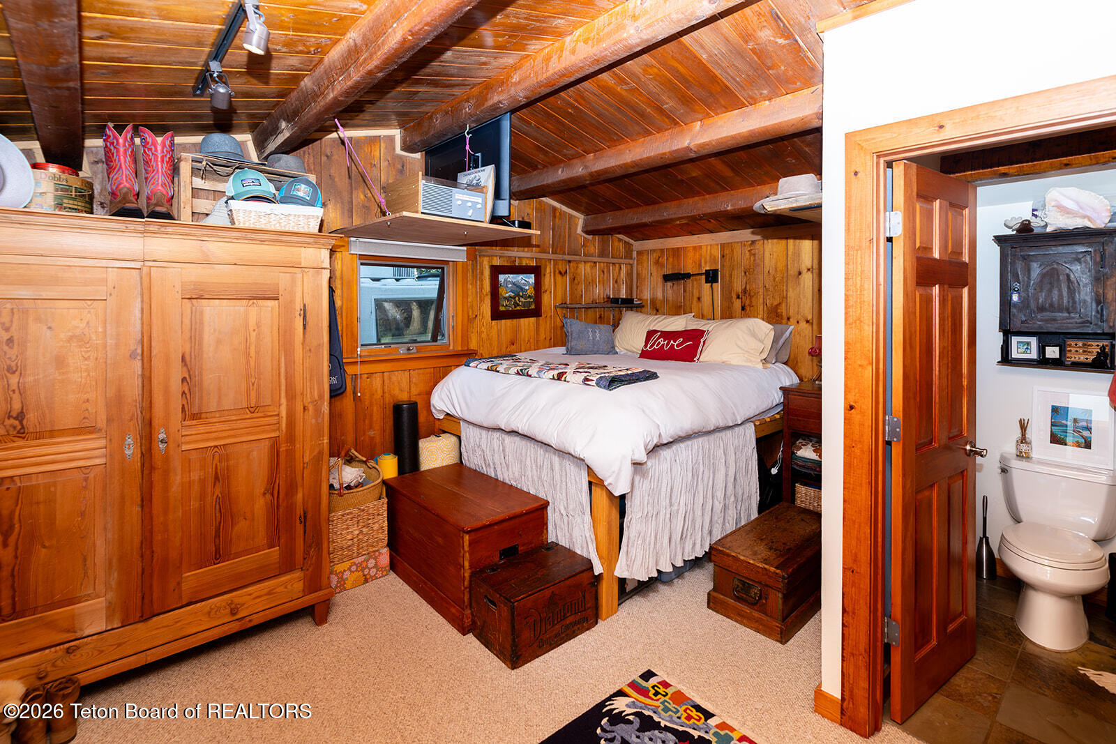 4293 W LEEPER Lane