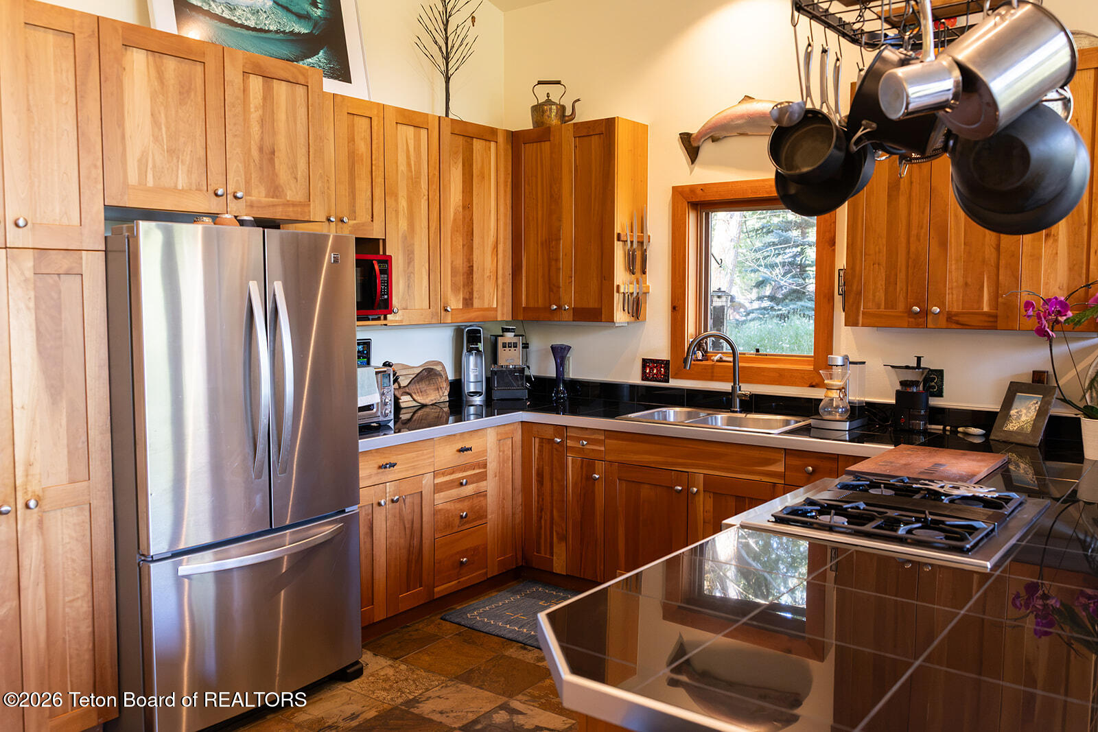 4293 W LEEPER Lane