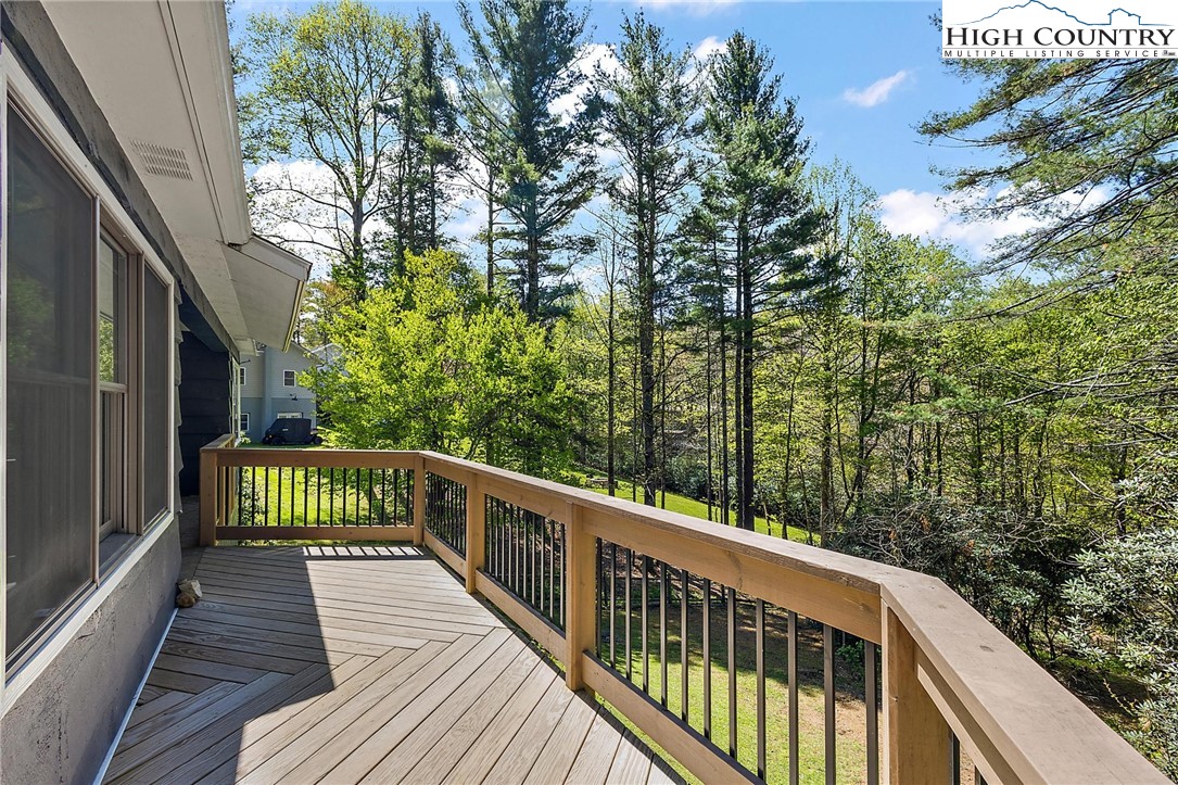 519 Holiday Hills Road