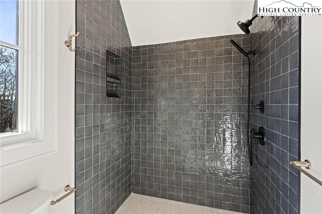 353 Calico Court