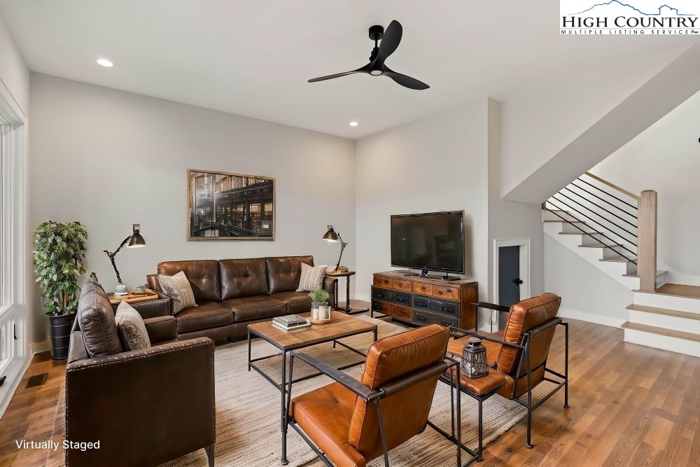 353 Calico Court