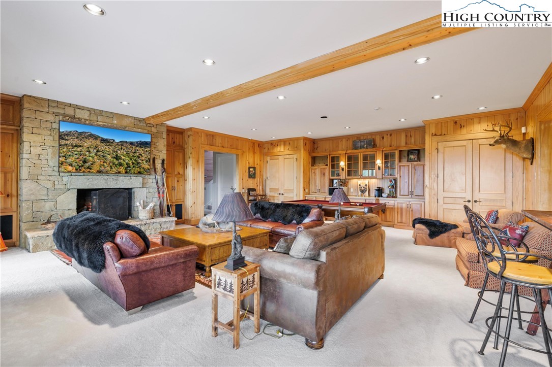 1705 Forest Ridge Drive