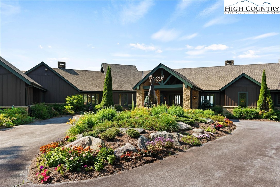 1705 Forest Ridge Drive