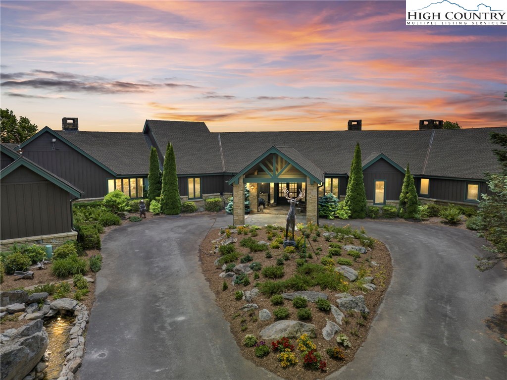 1705 Forest Ridge Drive