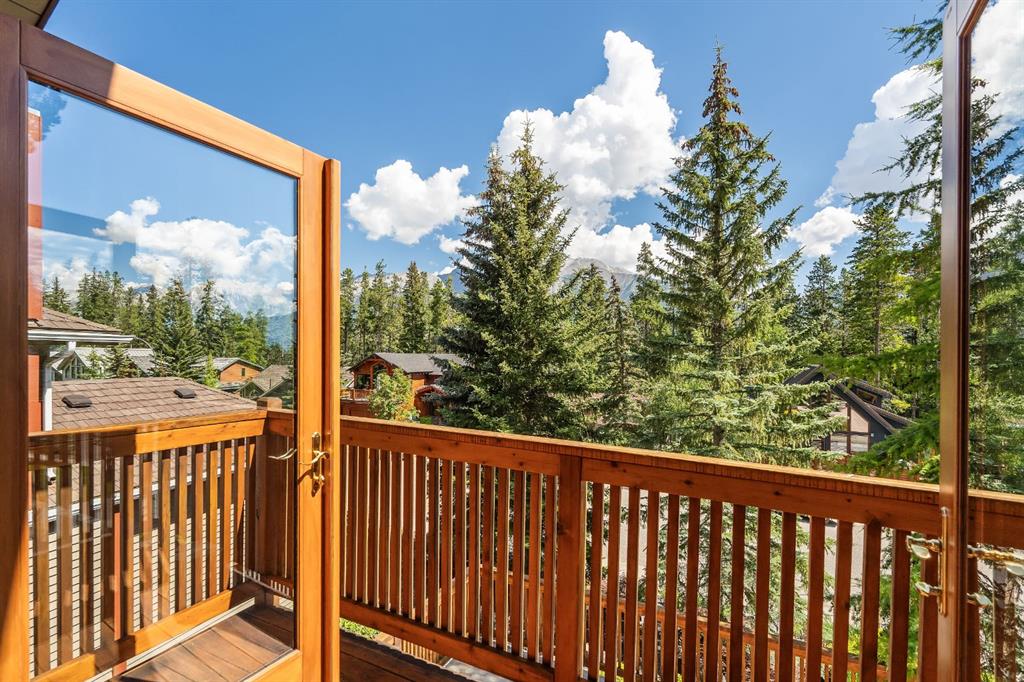 1021 Rundleview Drive