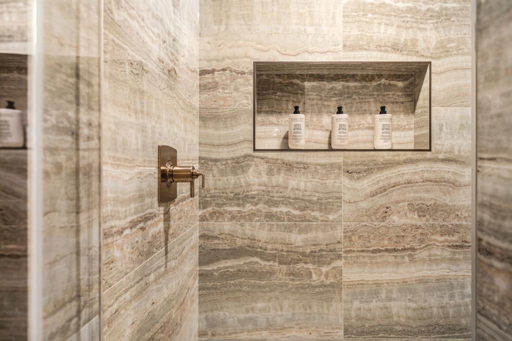 10 Cascade Ridge Unit: 205