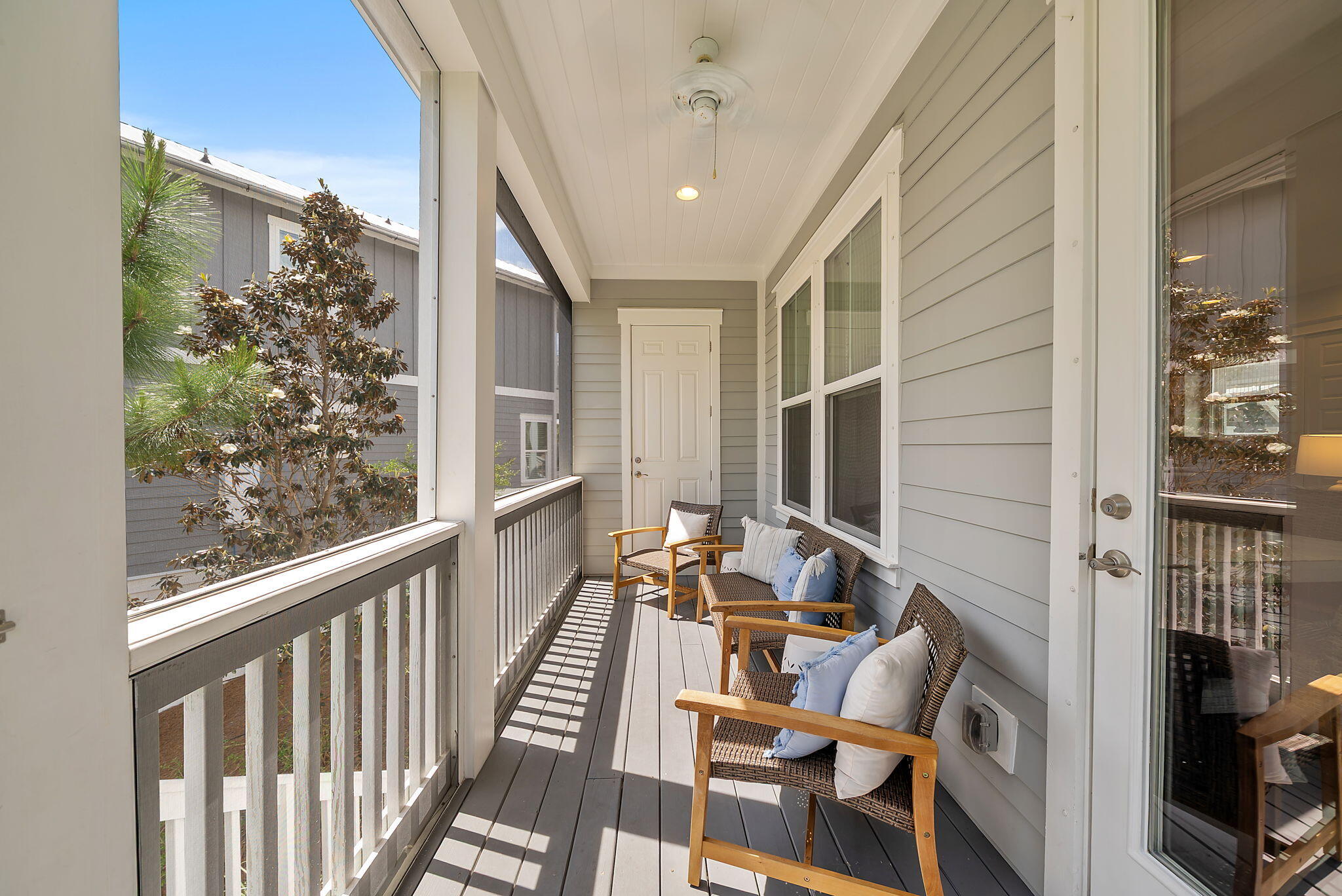 33 Emerald Beach Way