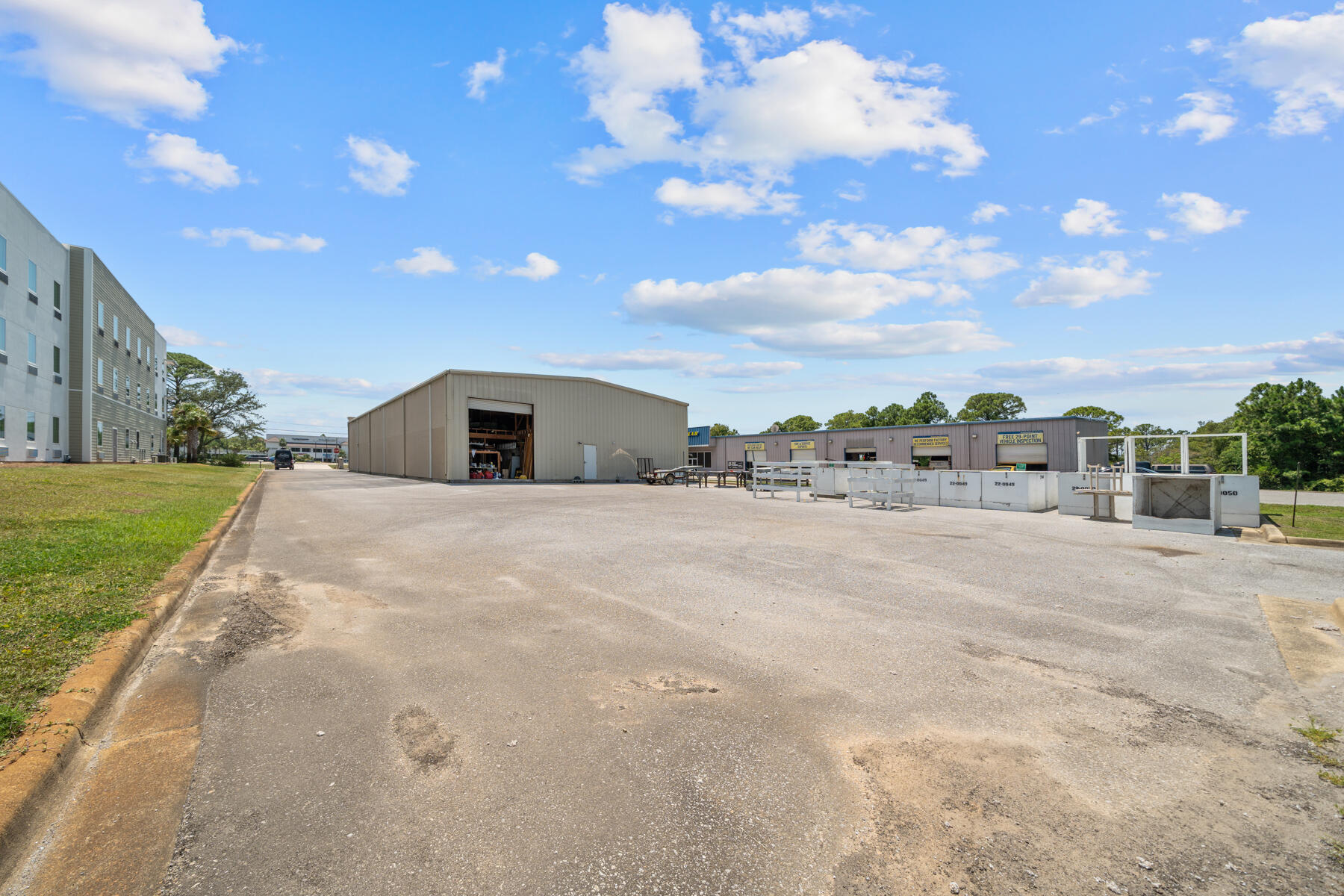 12330 Us Highway 98
