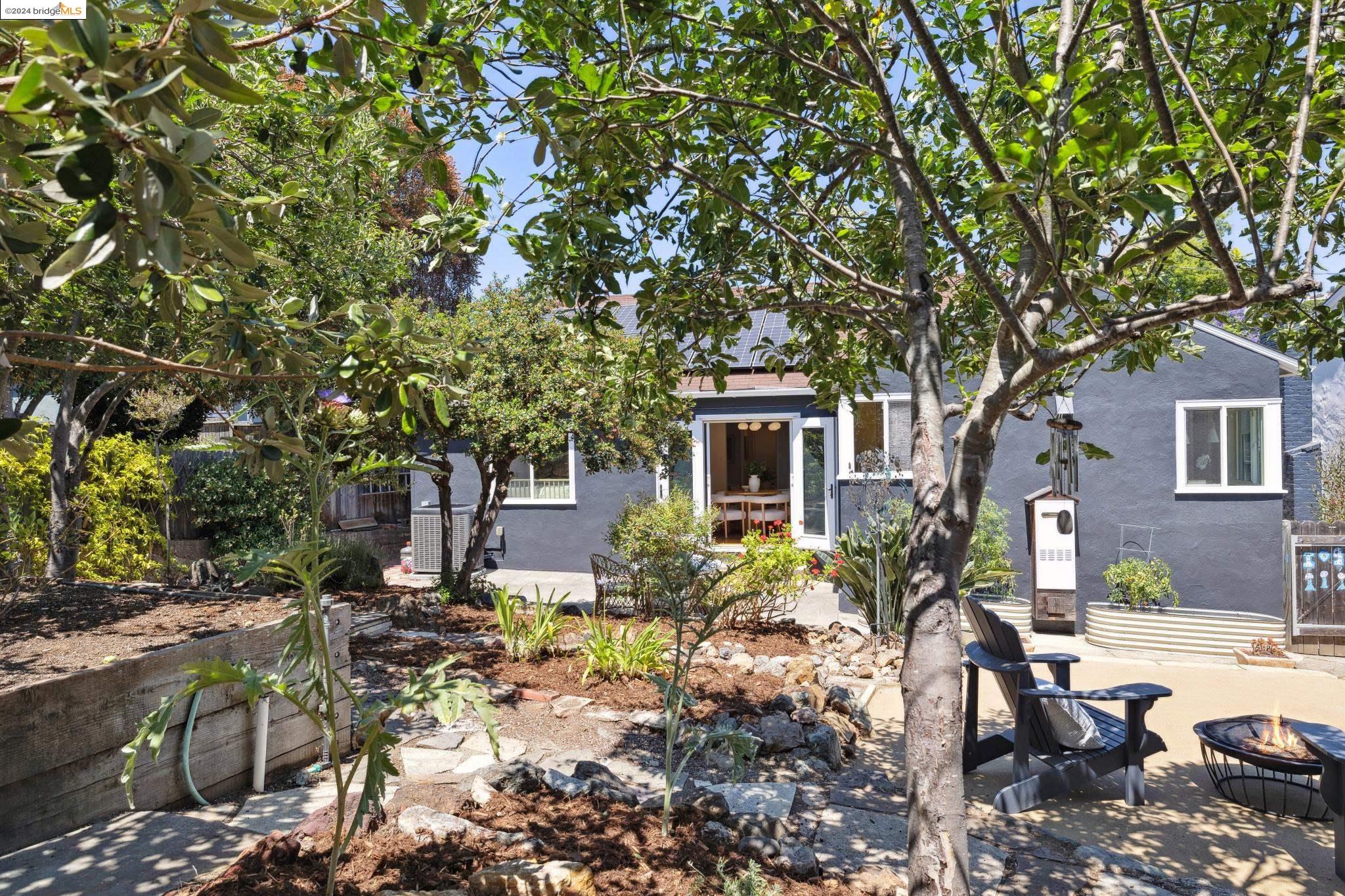 4421 Worden Way