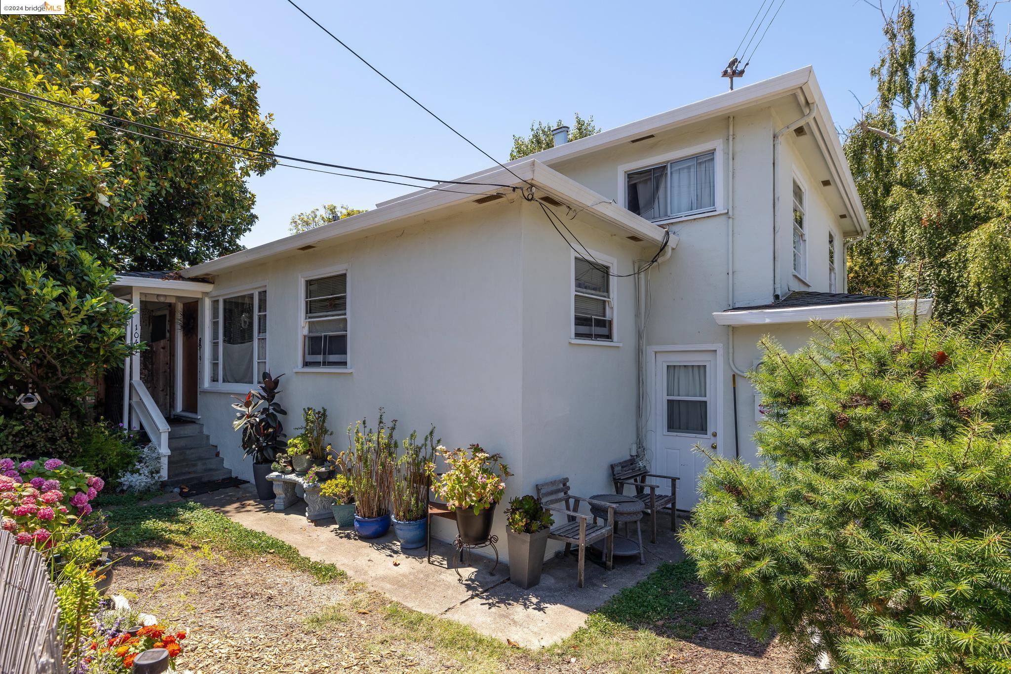 1041 Ranchito Ct