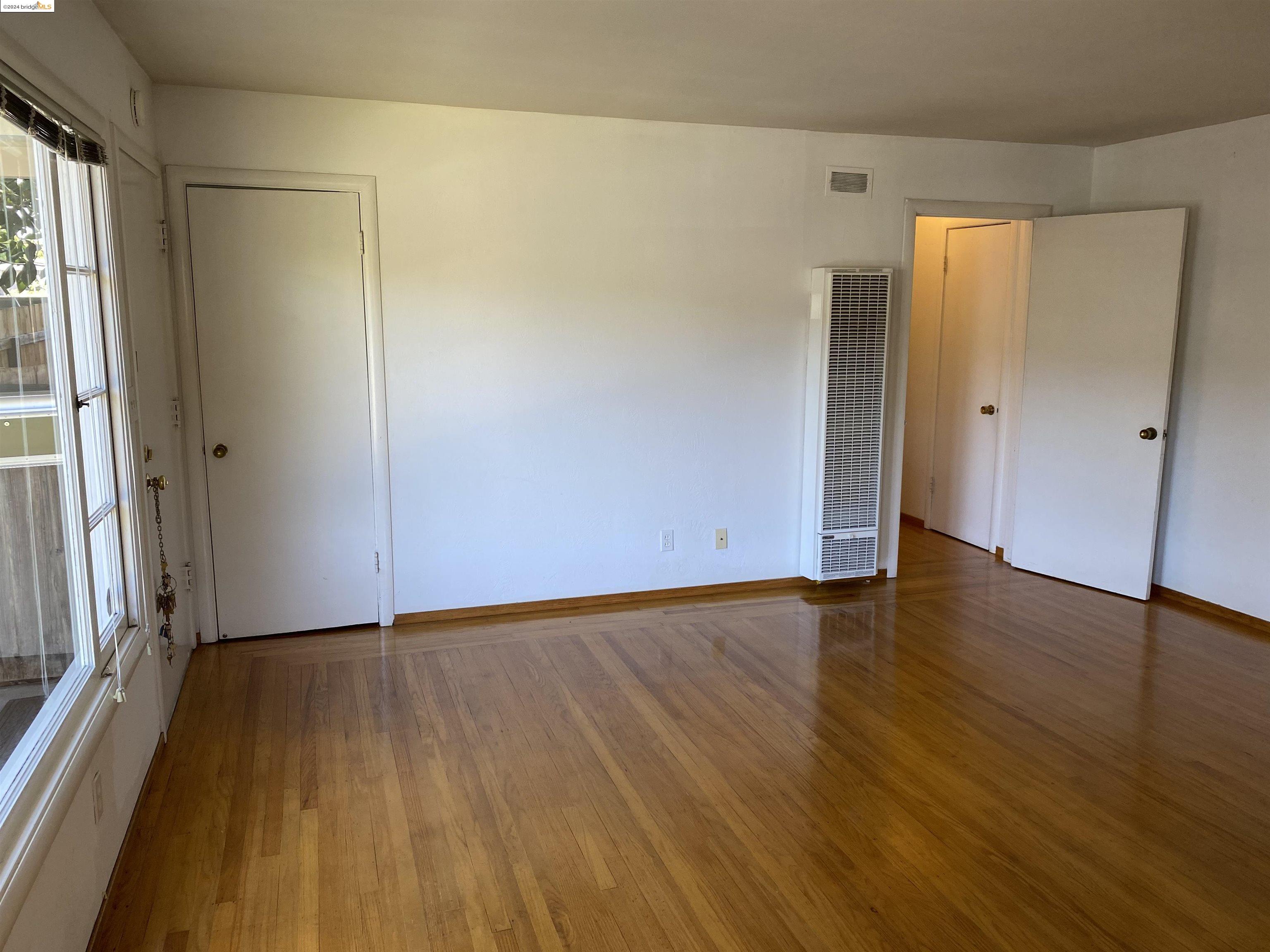 1041 Ranchito Ct