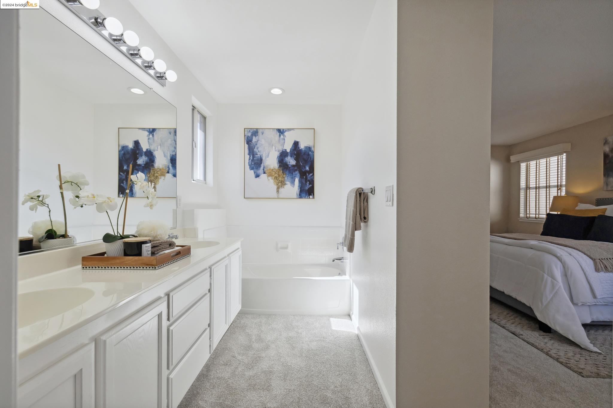3126 Manzanita Ct