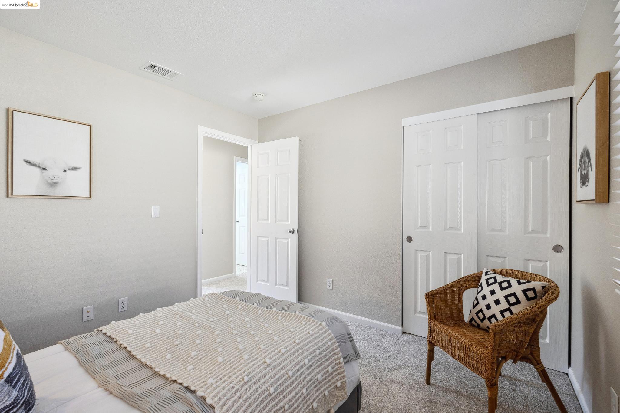 3126 Manzanita Ct