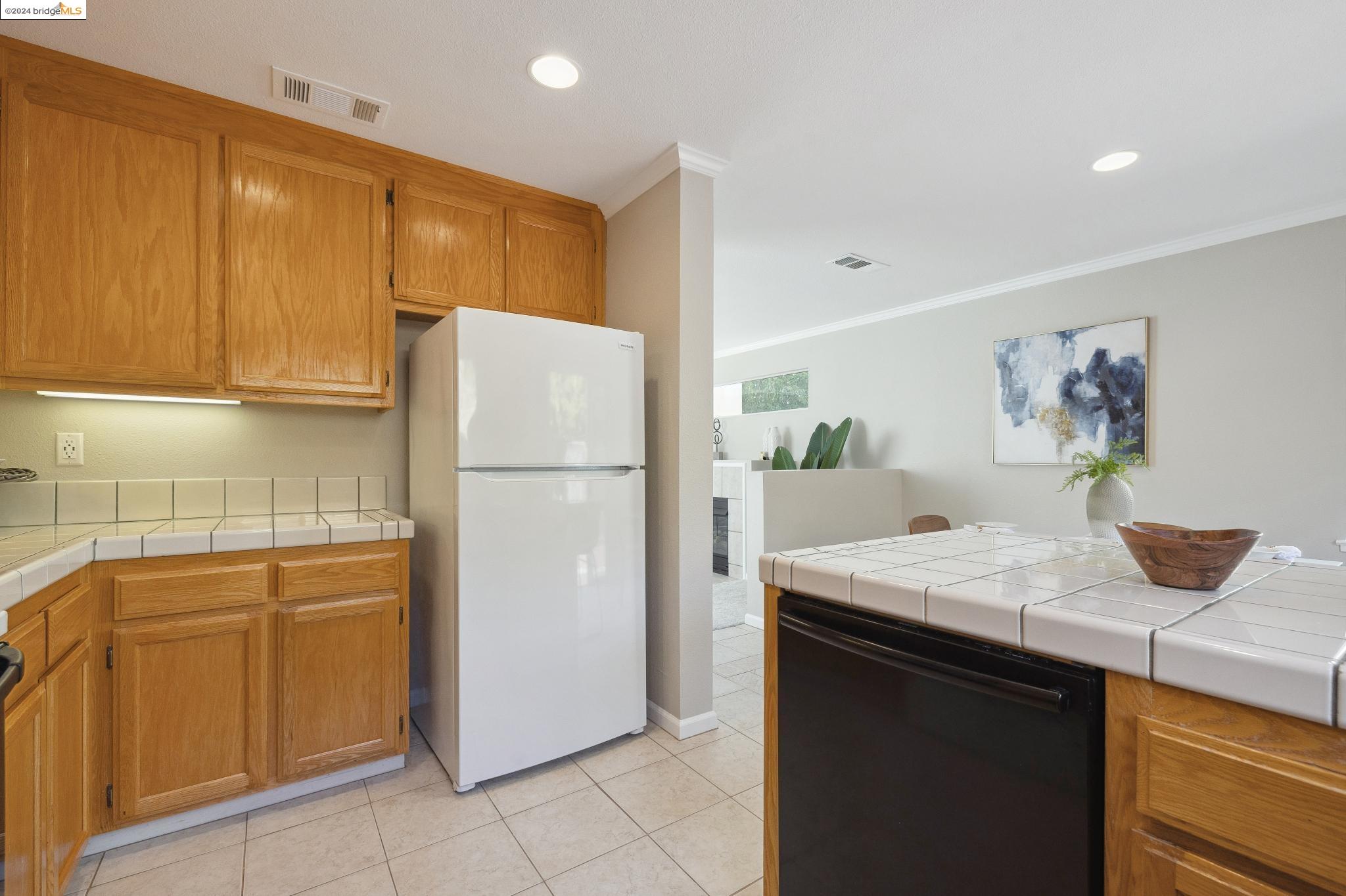 3126 Manzanita Ct