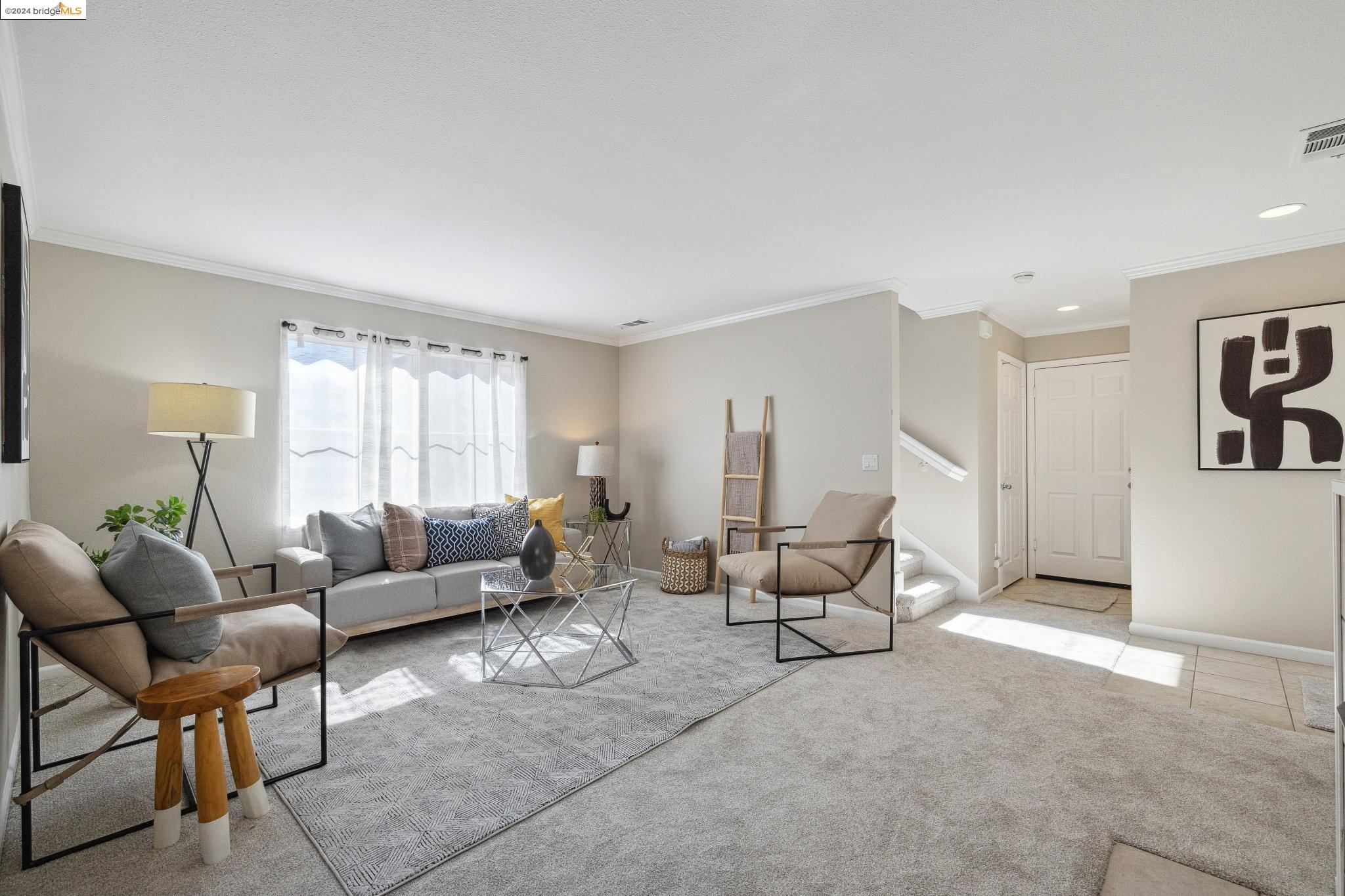3126 Manzanita Ct
