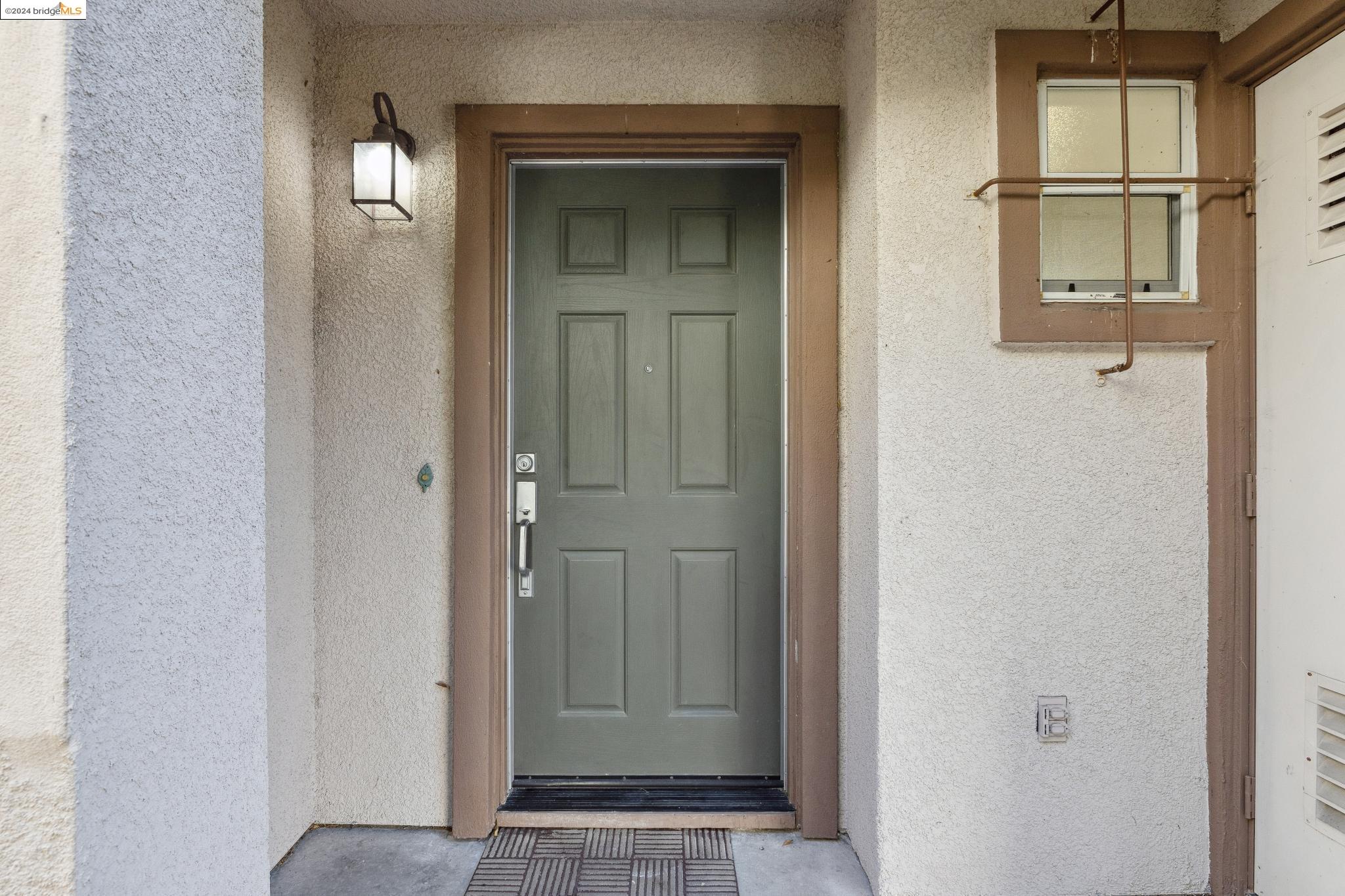 3126 Manzanita Ct