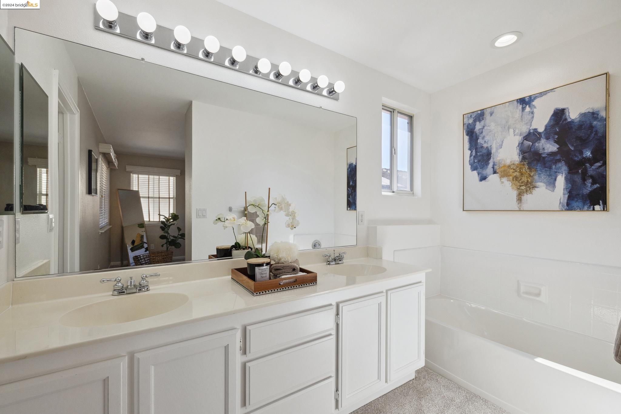 3126 Manzanita Ct