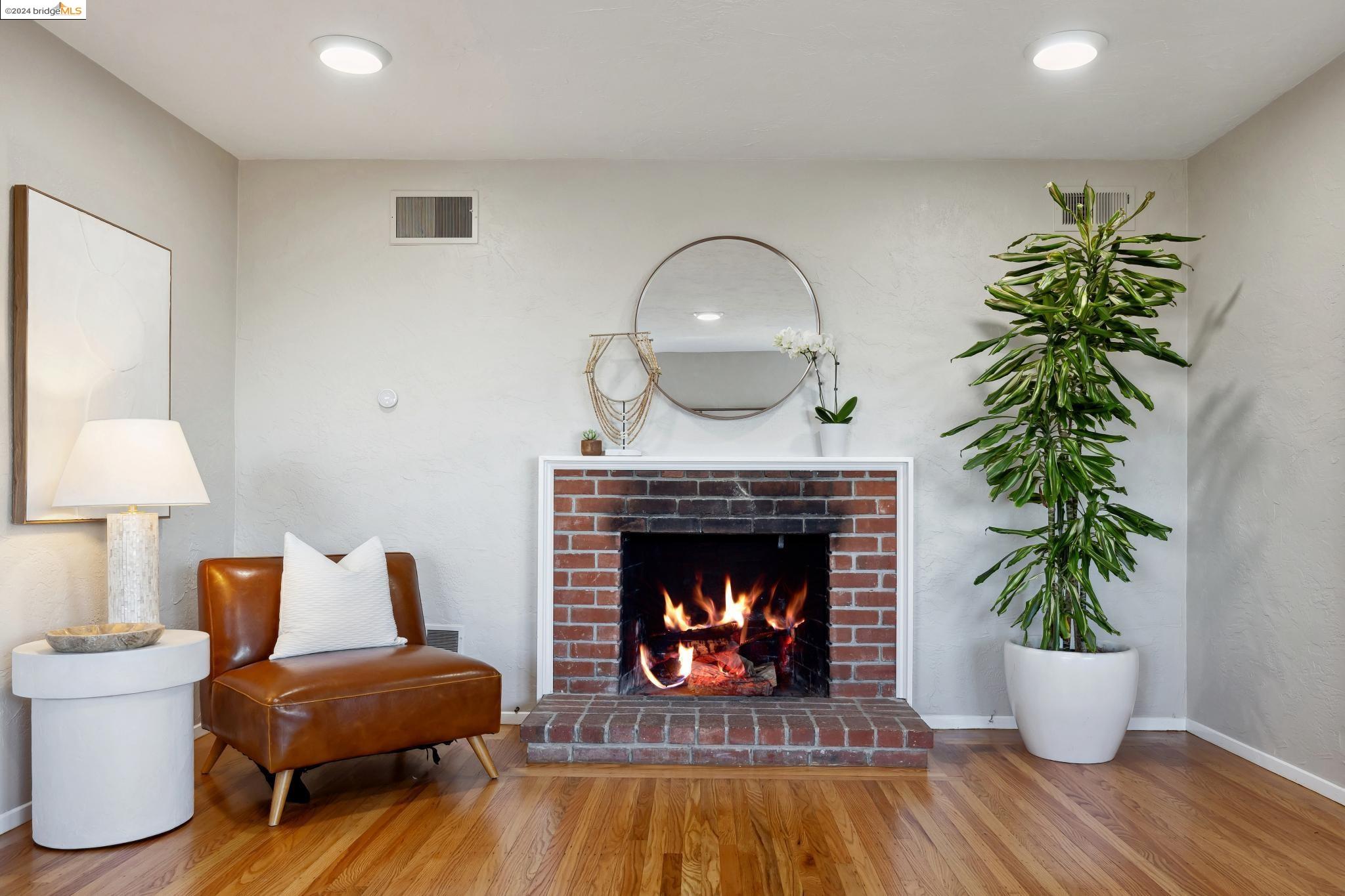 4101 Eastlake Ave
