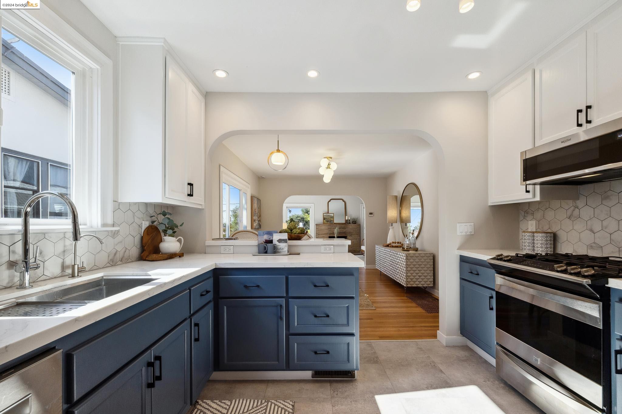 3218 Madeline St