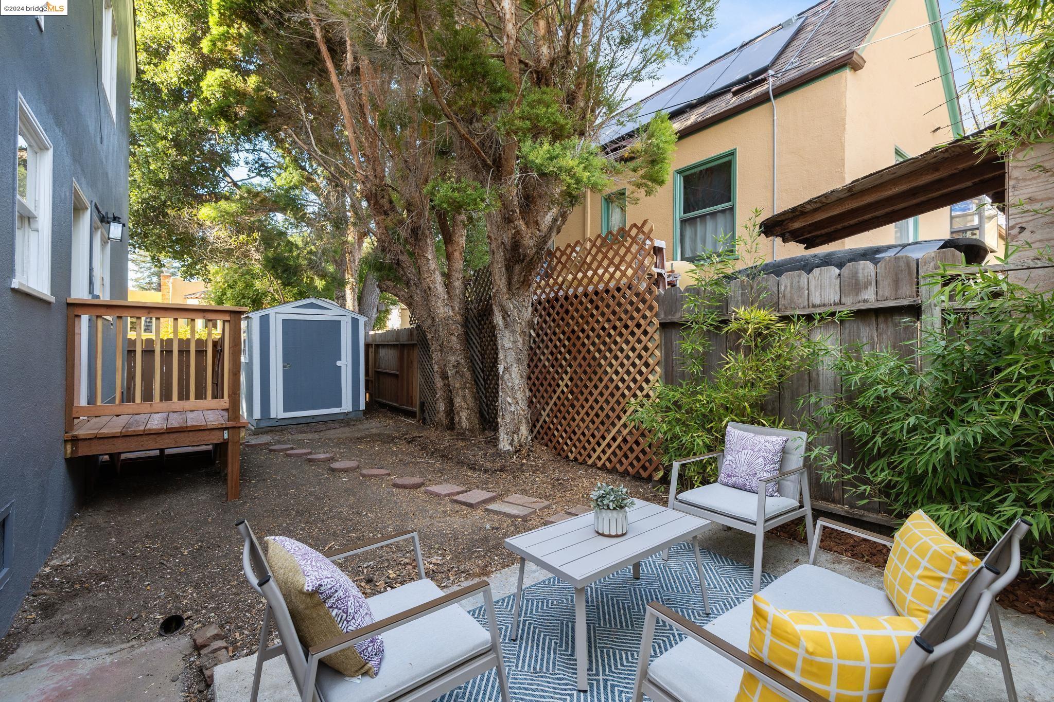 831 Ensenada Ave