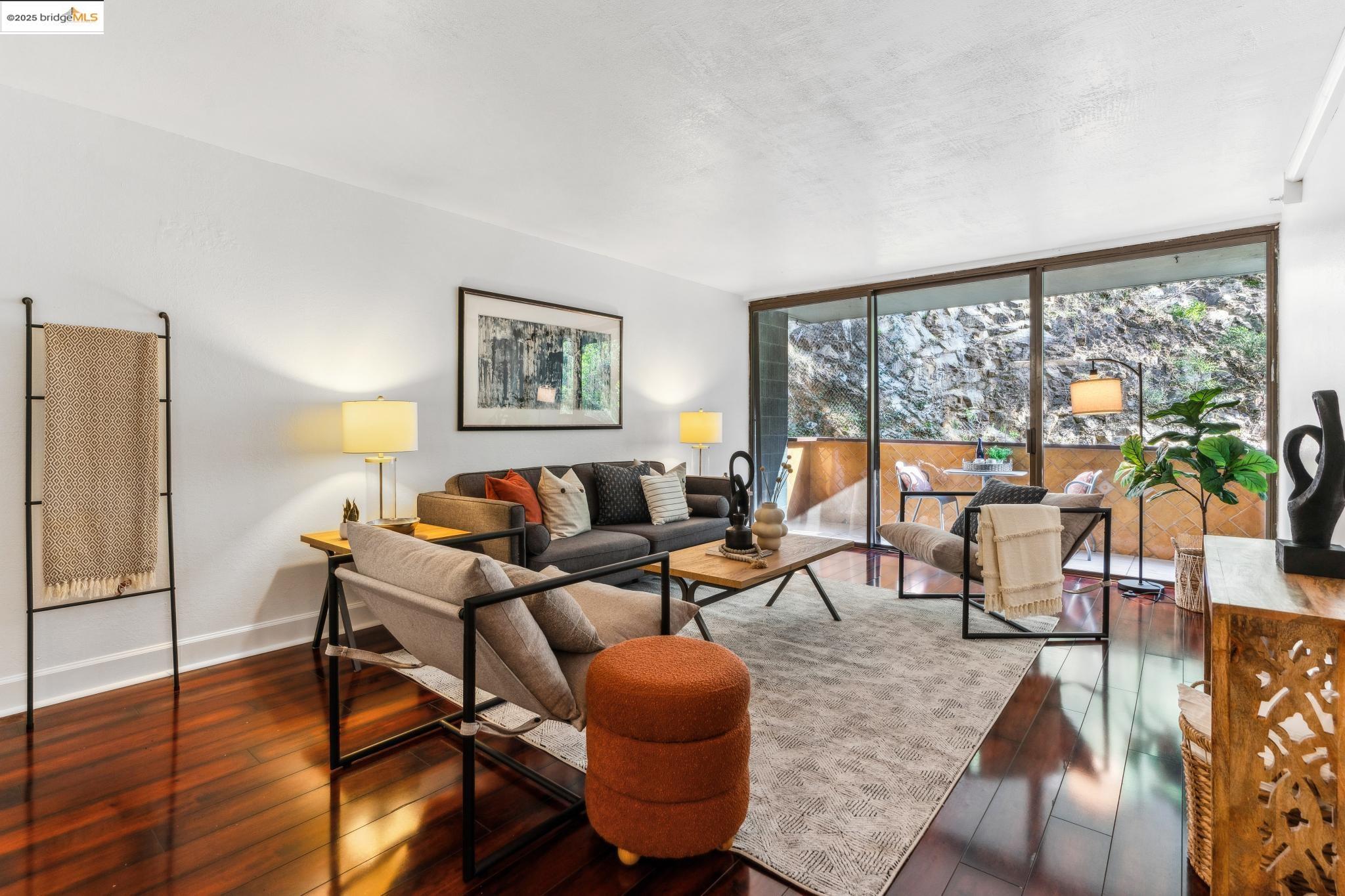 555 Pierce St # 336