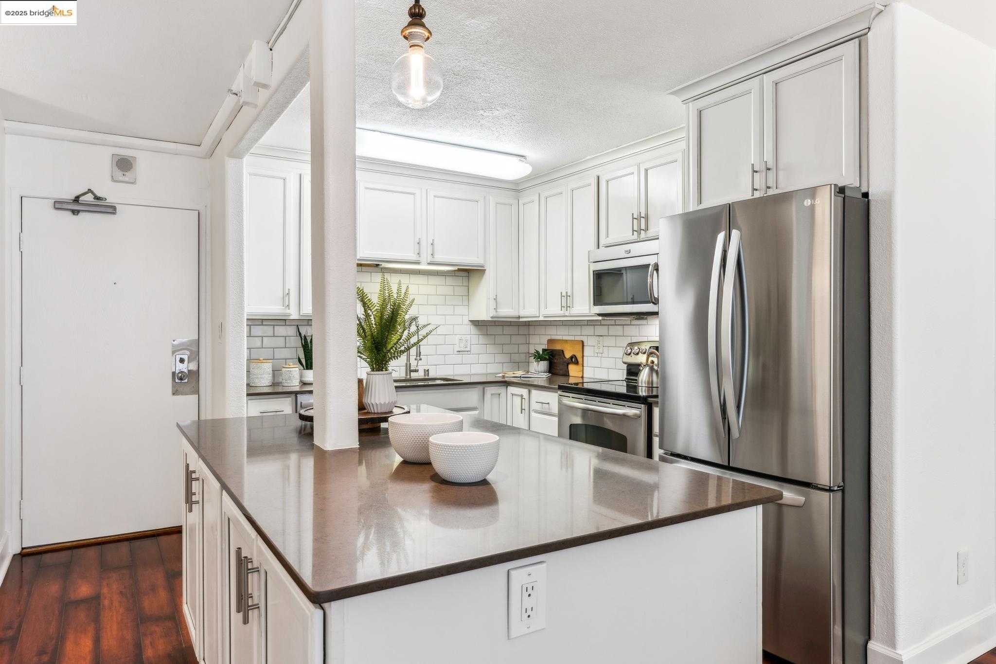 555 Pierce St # 336