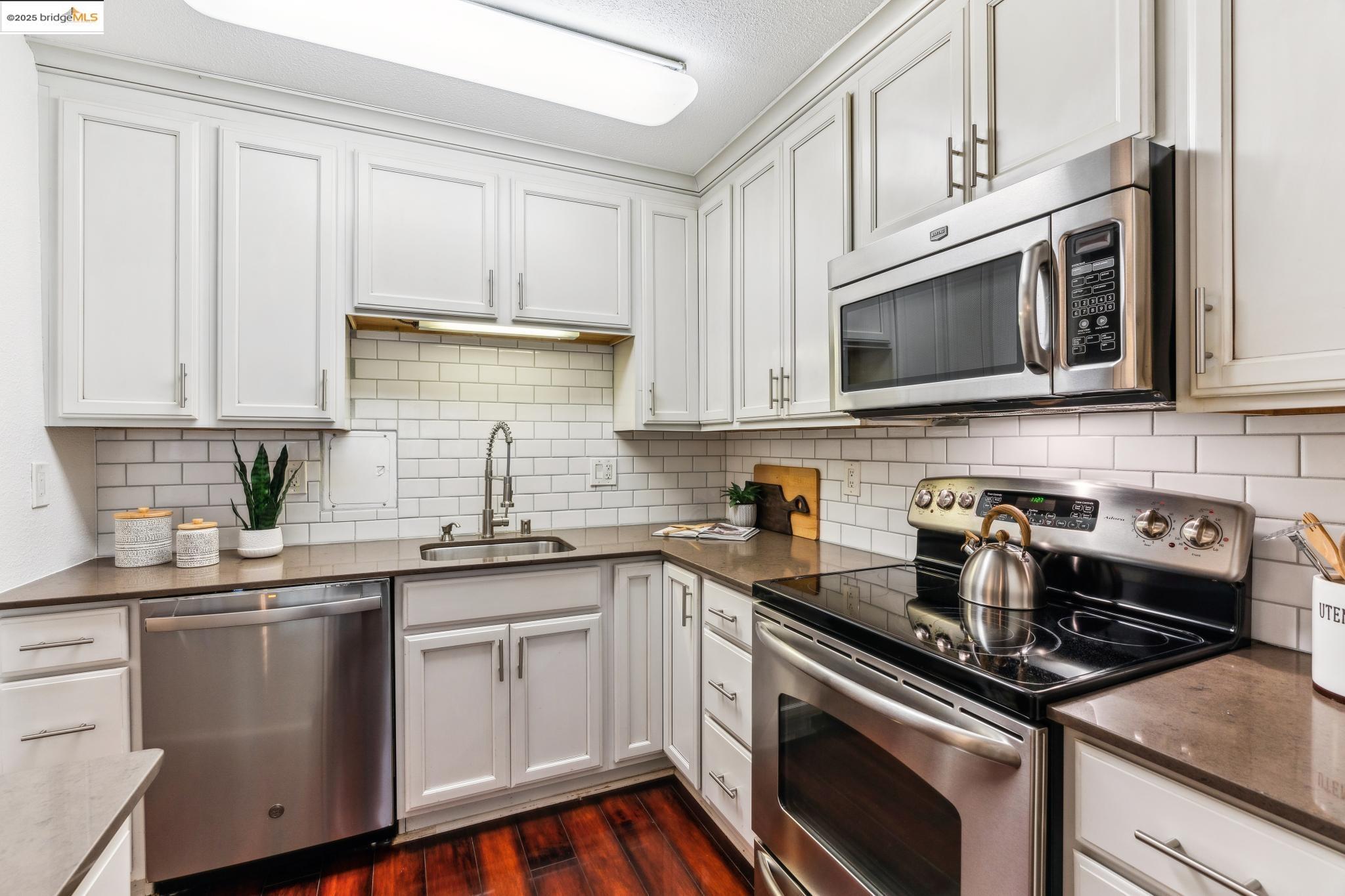 555 Pierce St # 336