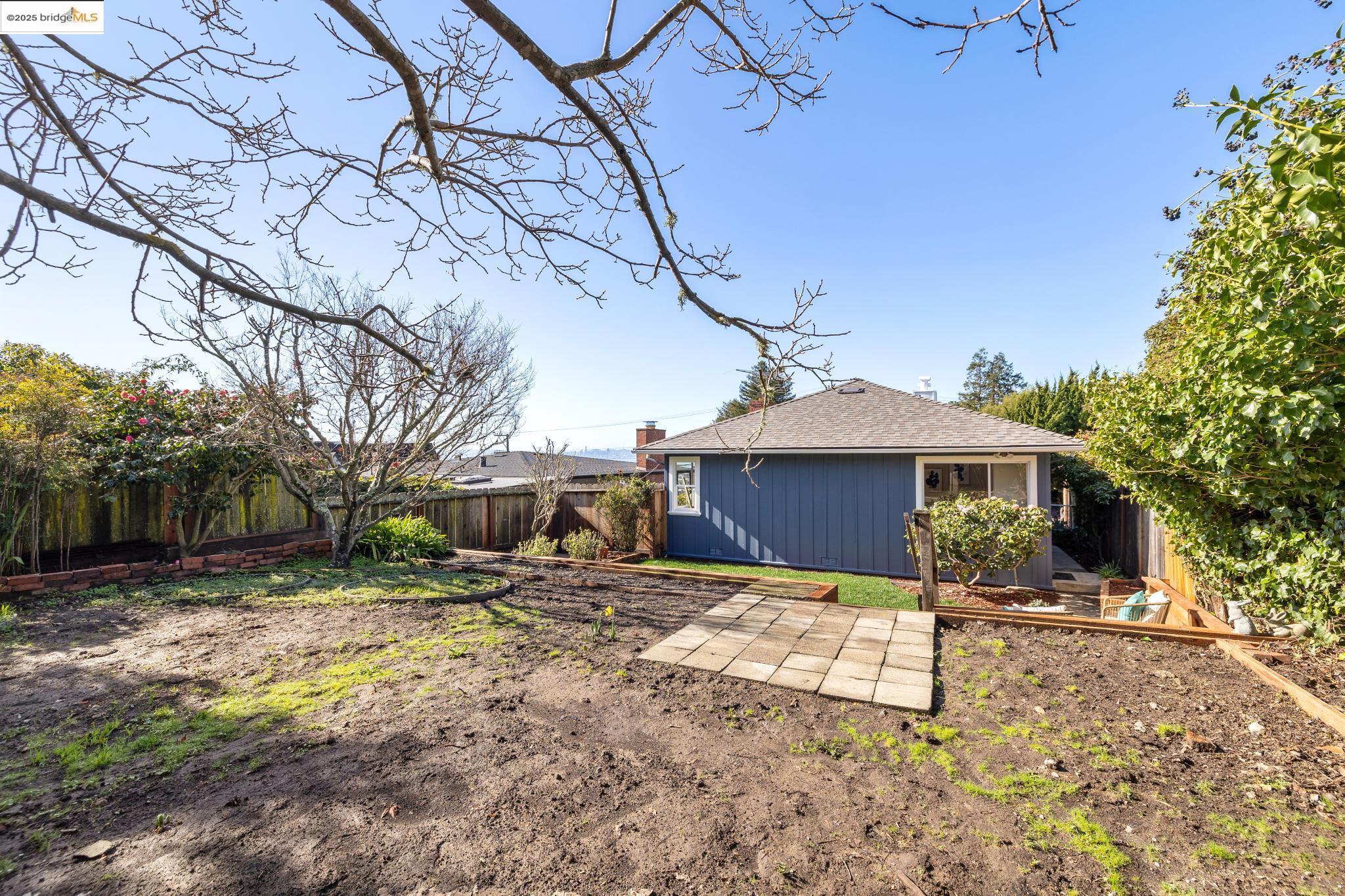 69 Stratford Rd