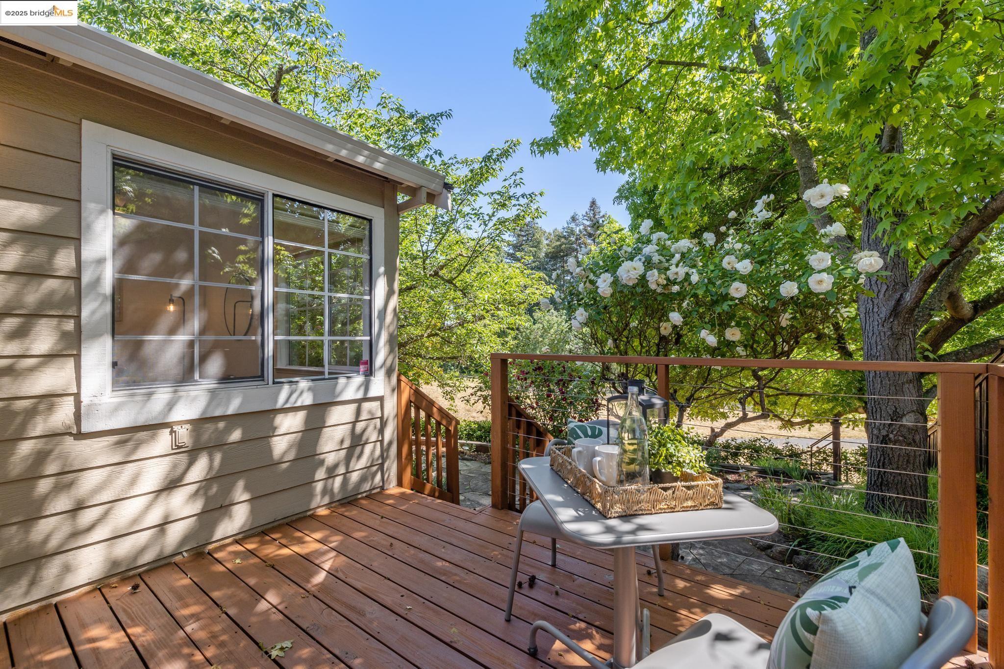 313 Meghan Ln