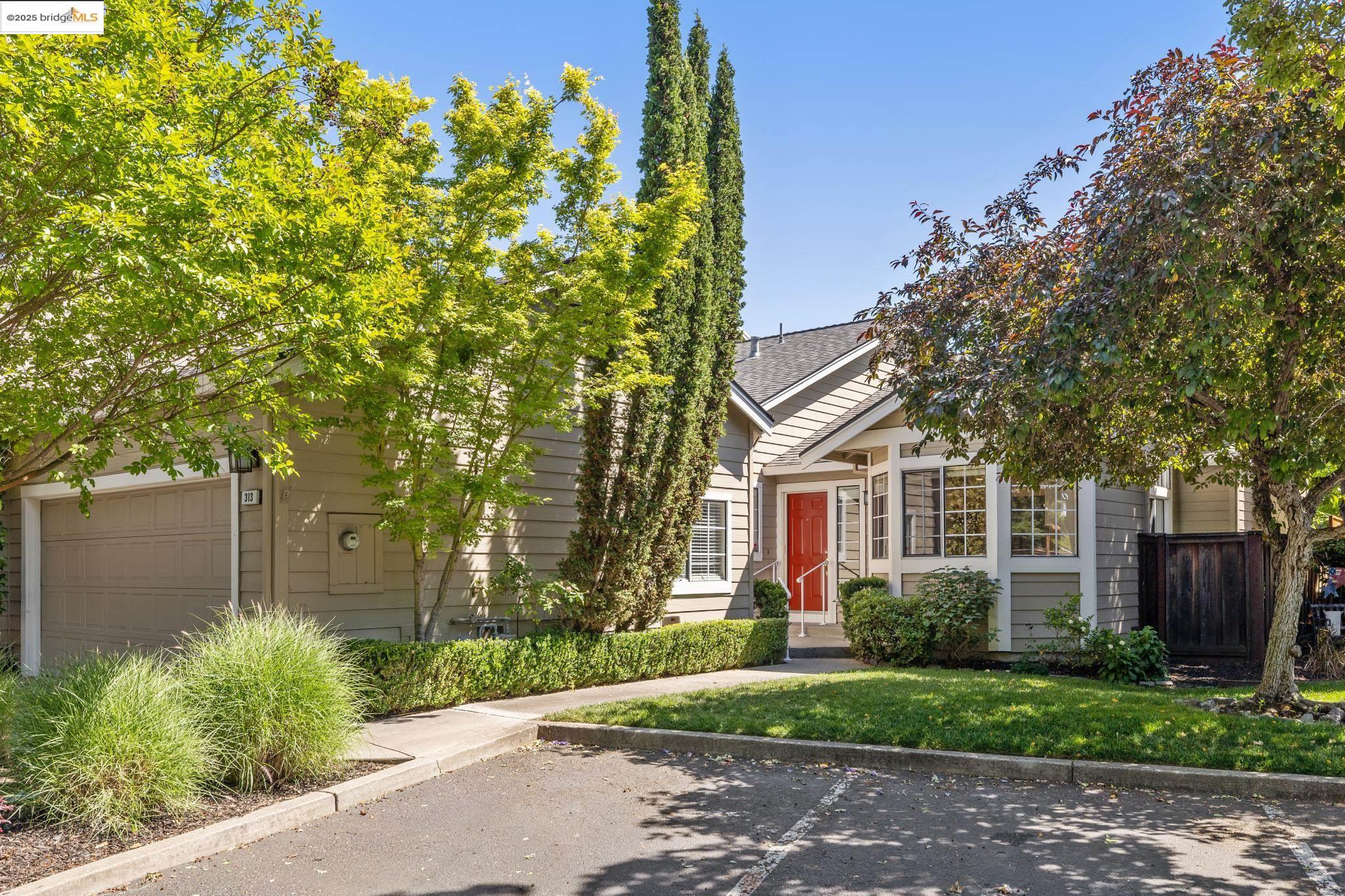 313 Meghan Ln