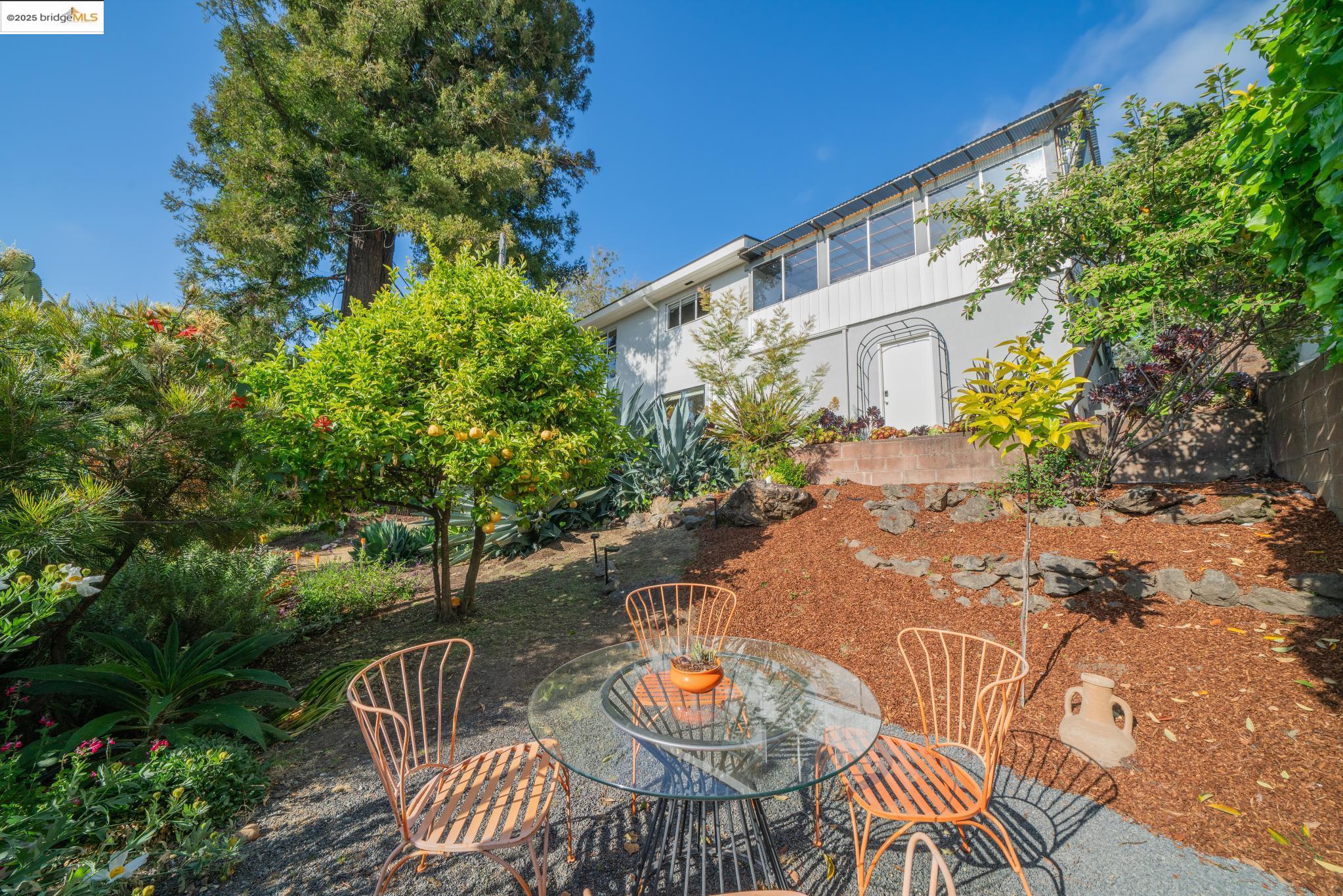 417 Seaview Dr