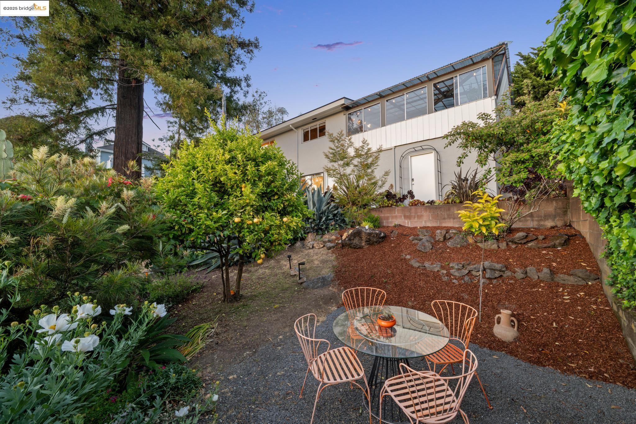 417 Seaview Dr