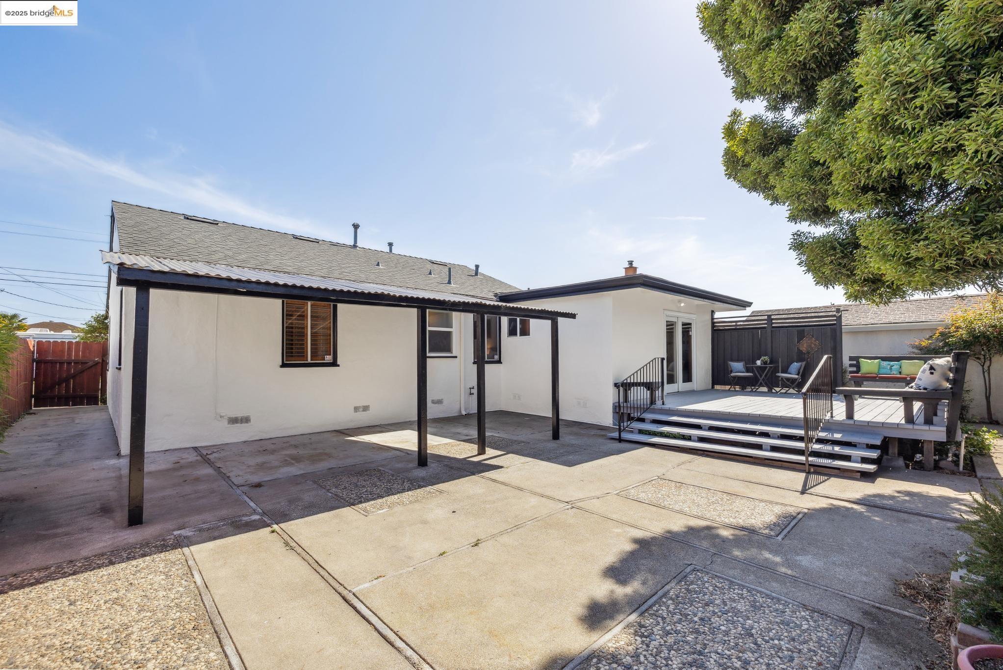 3439 Andrade Ave