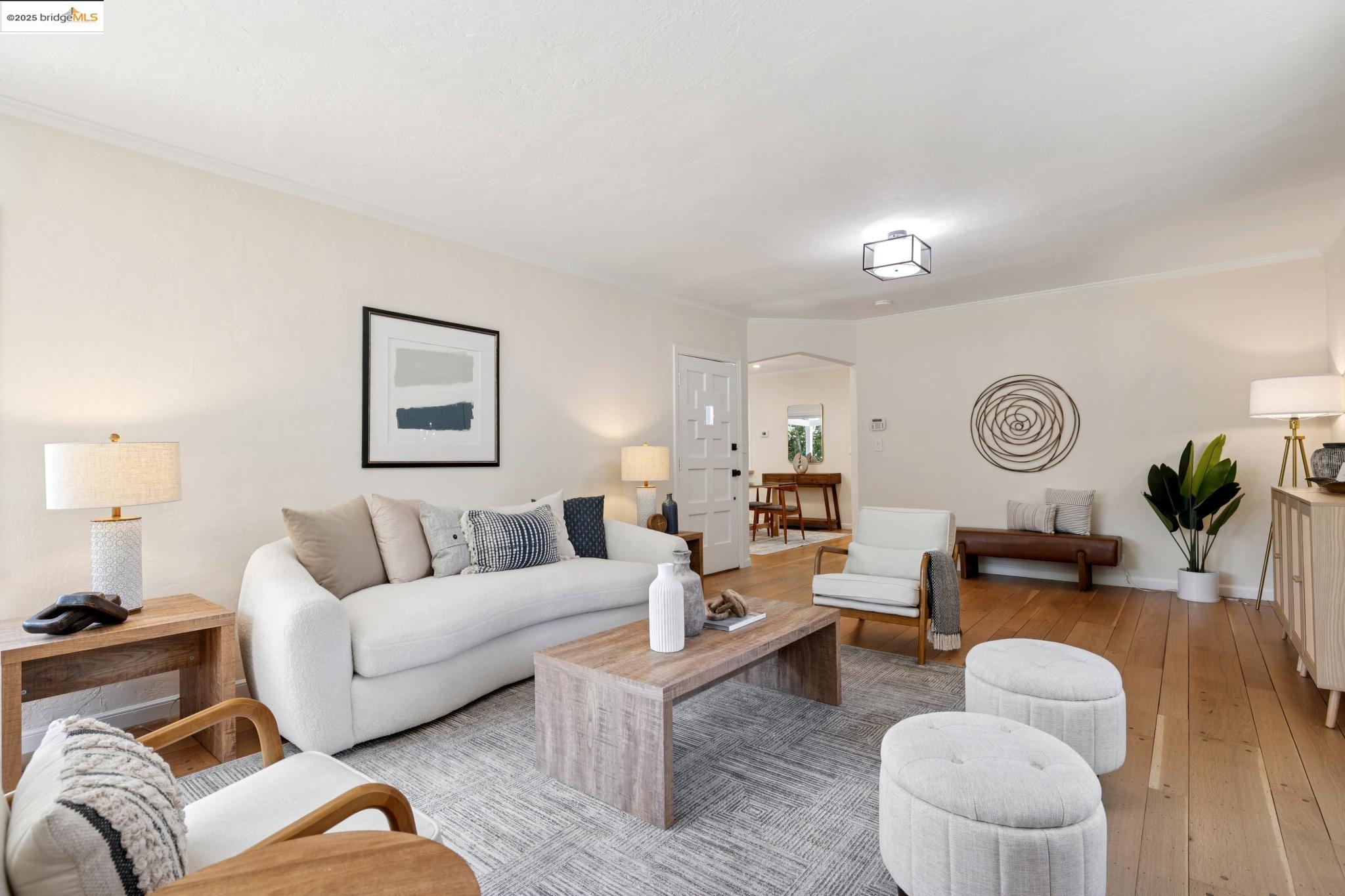 4209 Wilshire Blvd