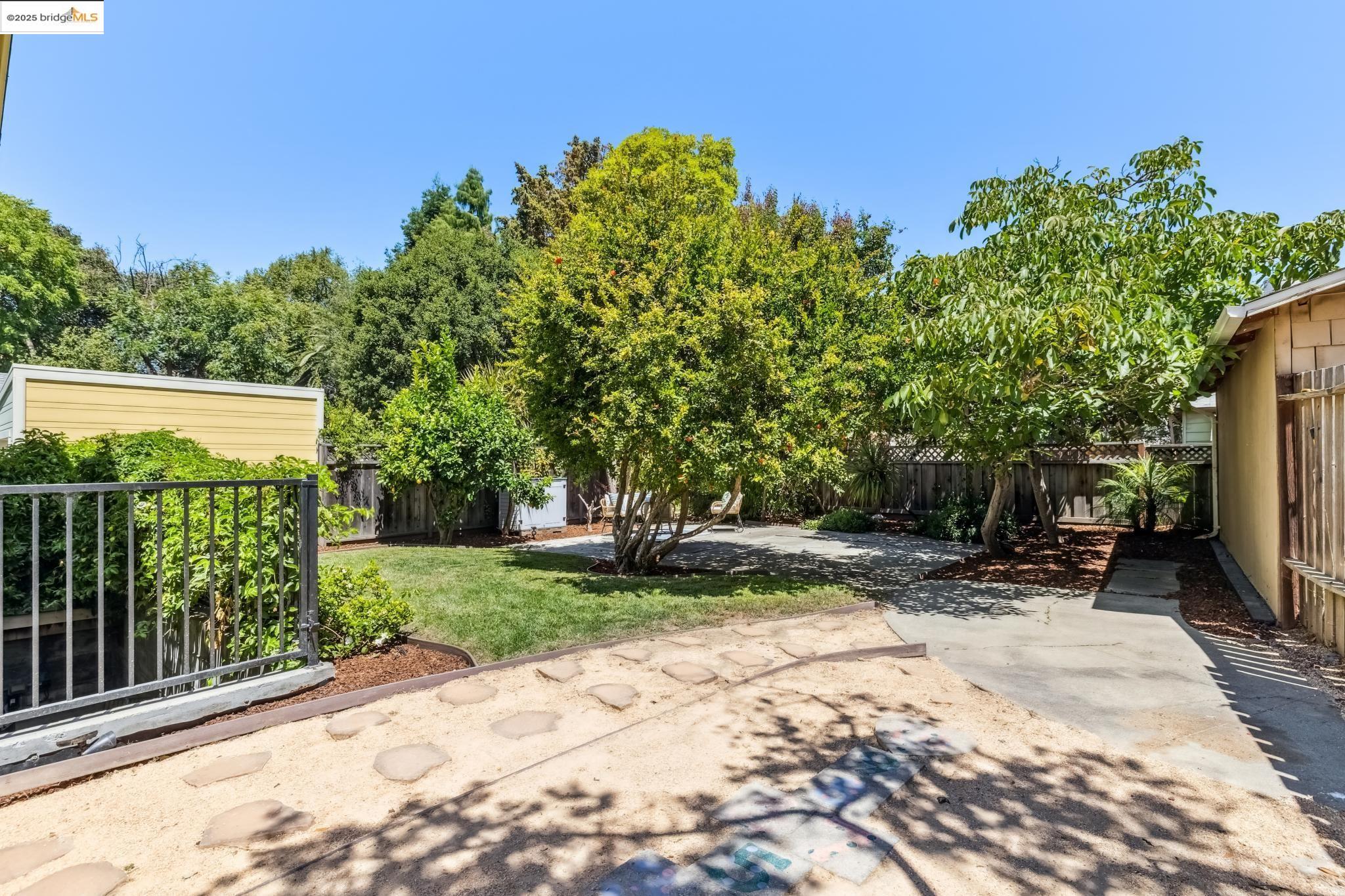 3328 Kansas St