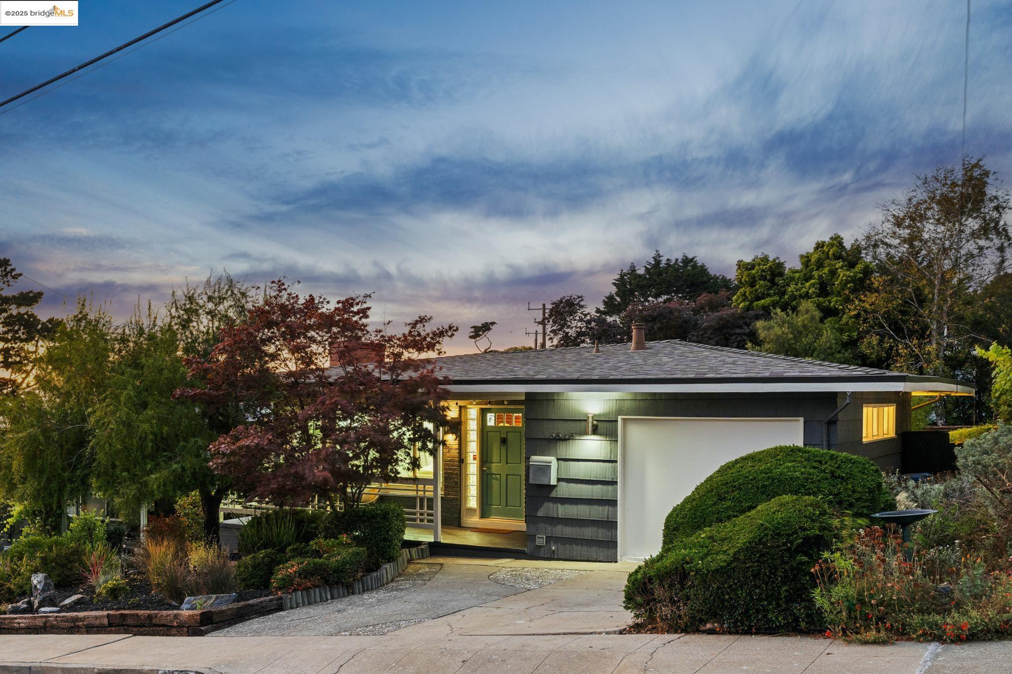 6545 Alta Vista Dr