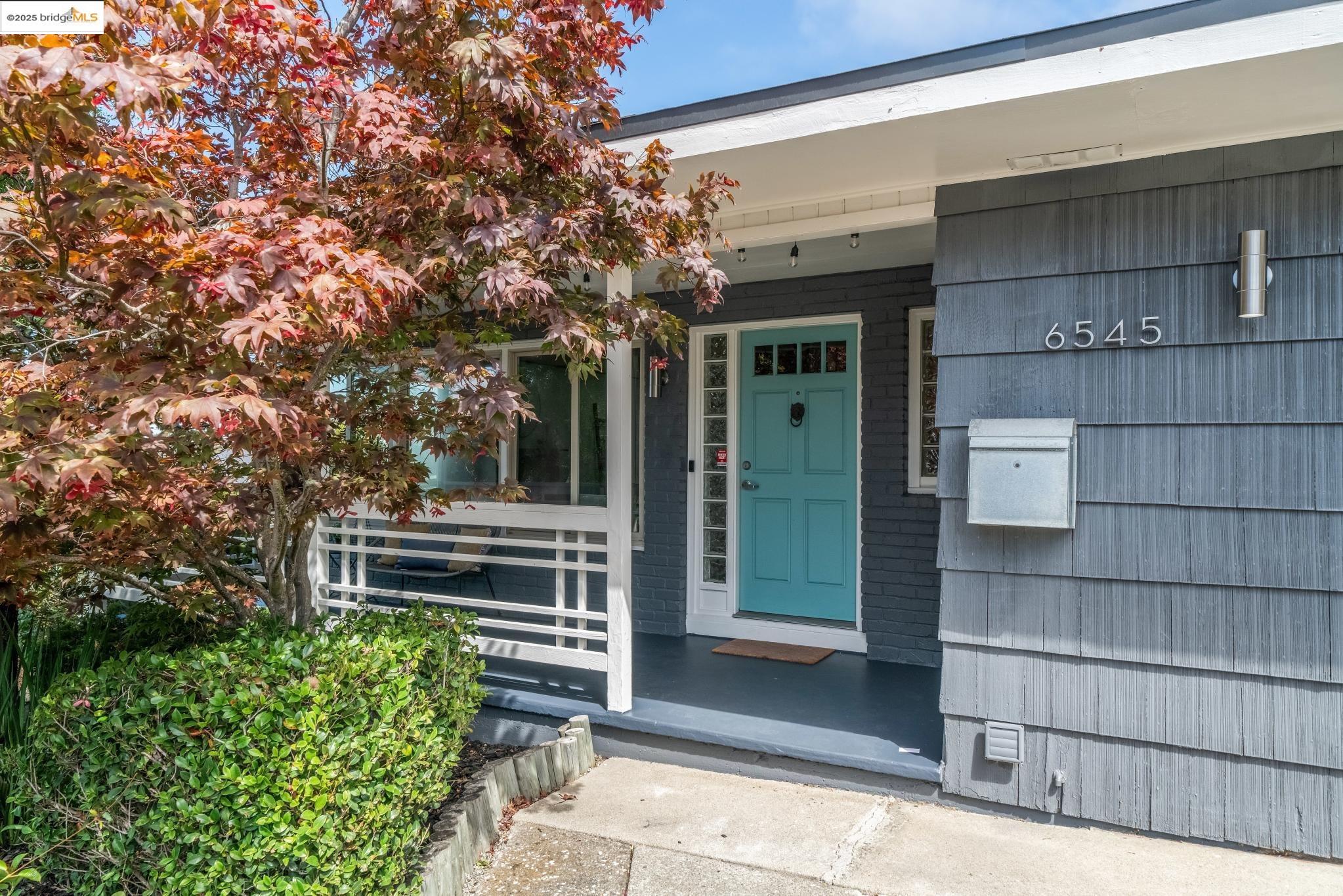 6545 Alta Vista Dr