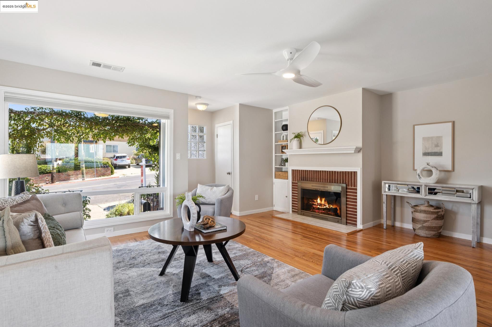6338 Arlington Blvd