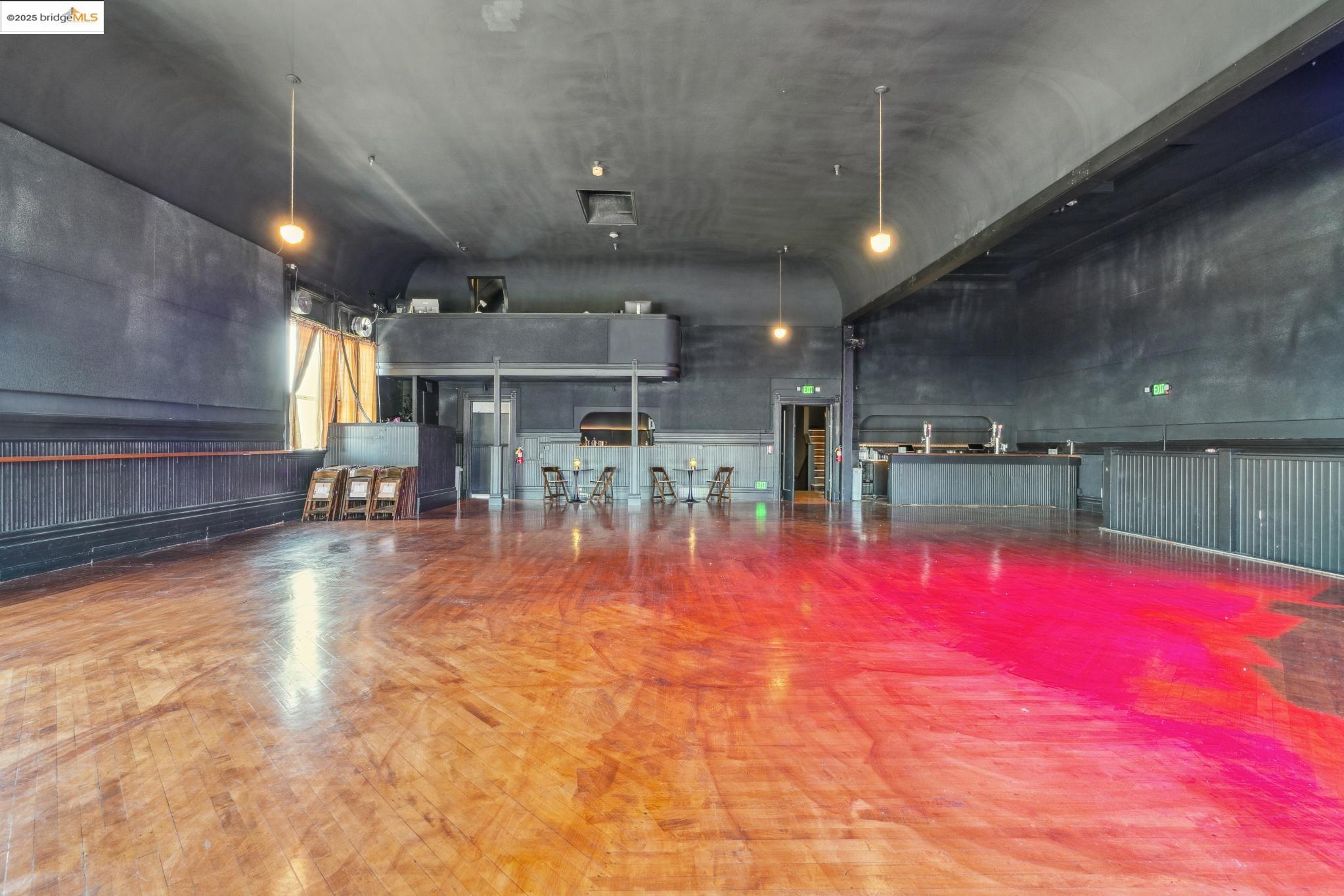 645 W Grand Ave