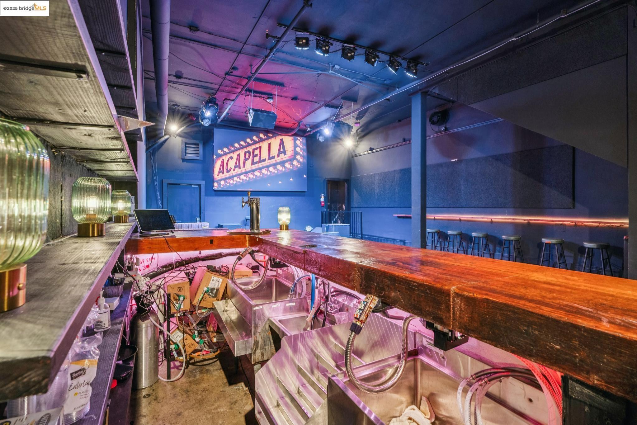 645 W Grand Ave