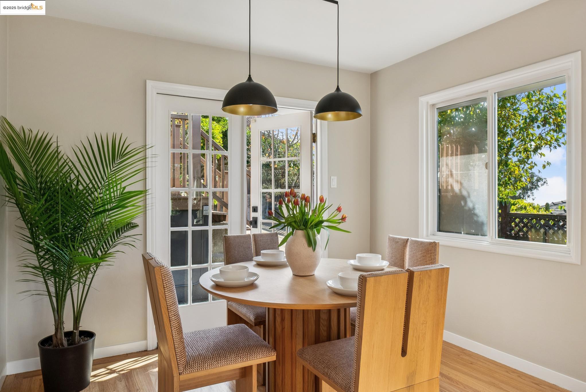 1842 Brentwood