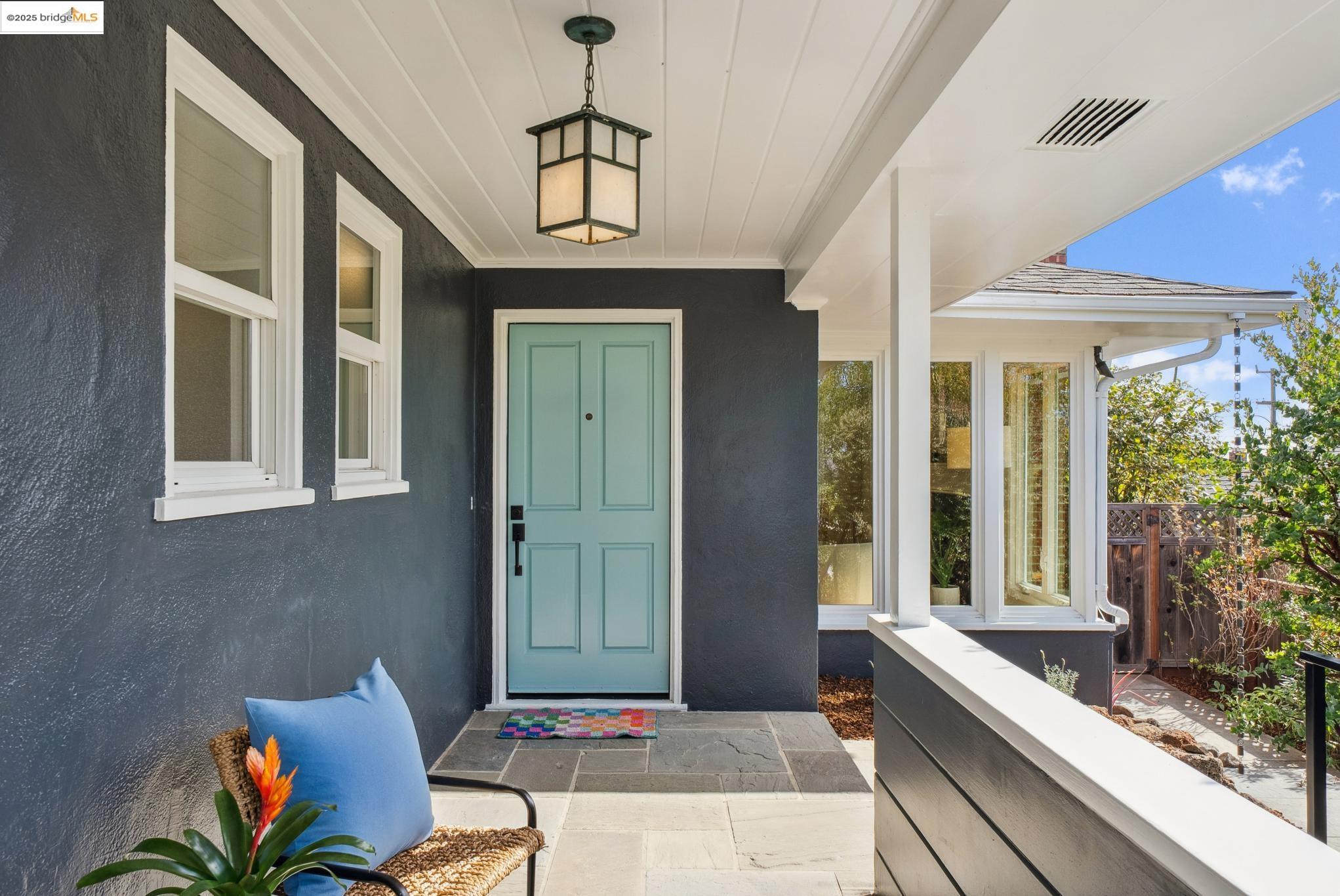 1842 Brentwood