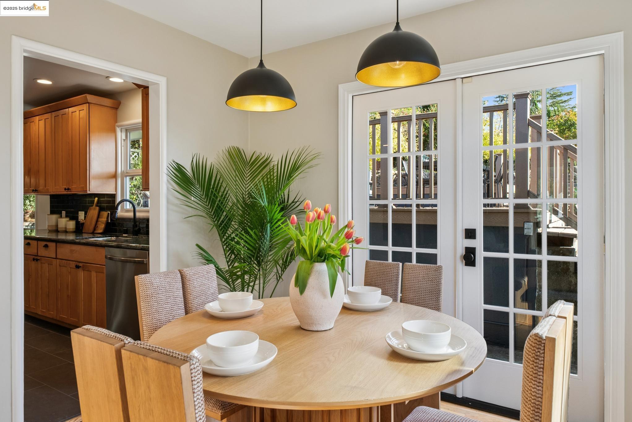 1842 Brentwood