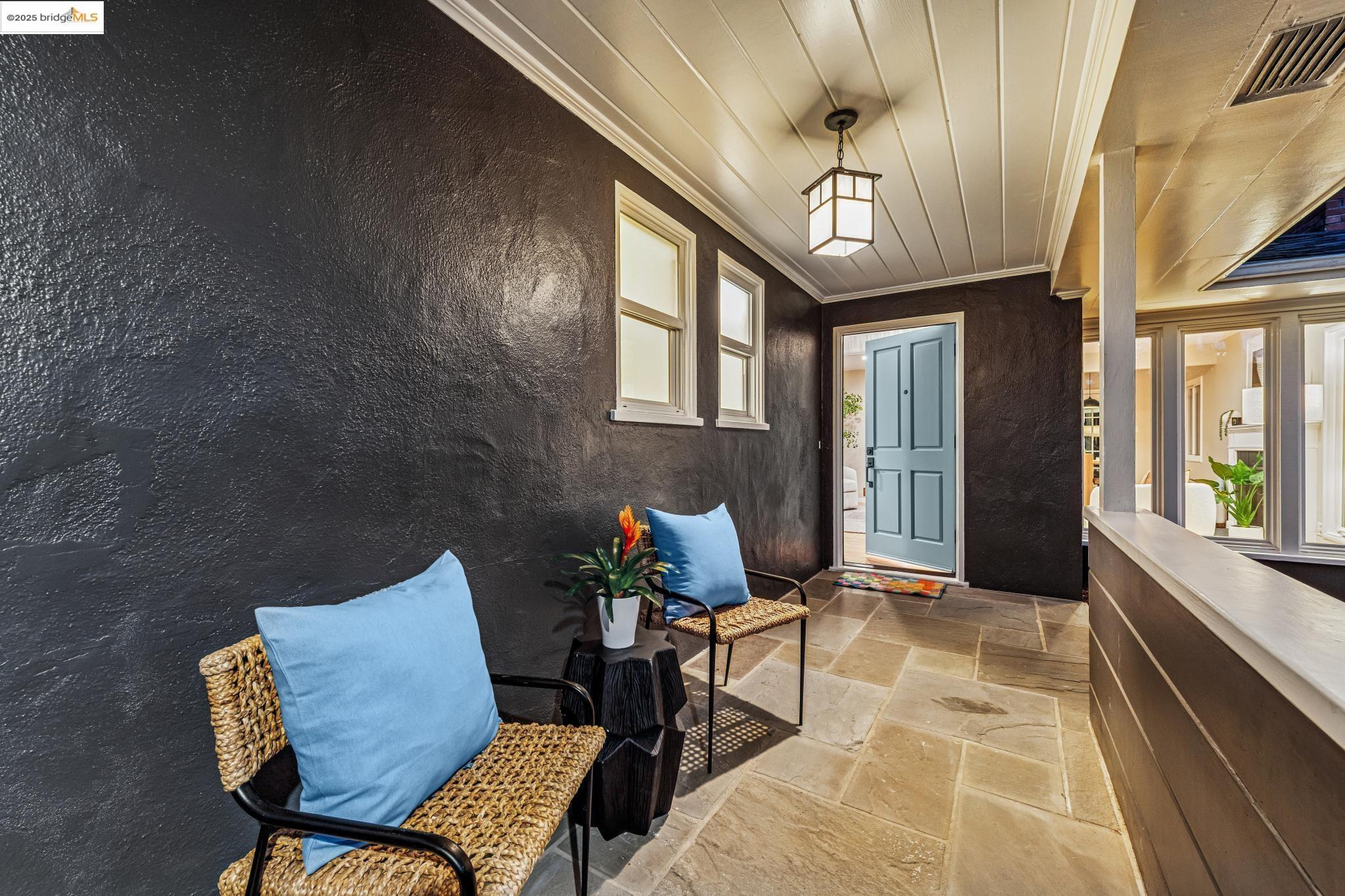 1842 Brentwood