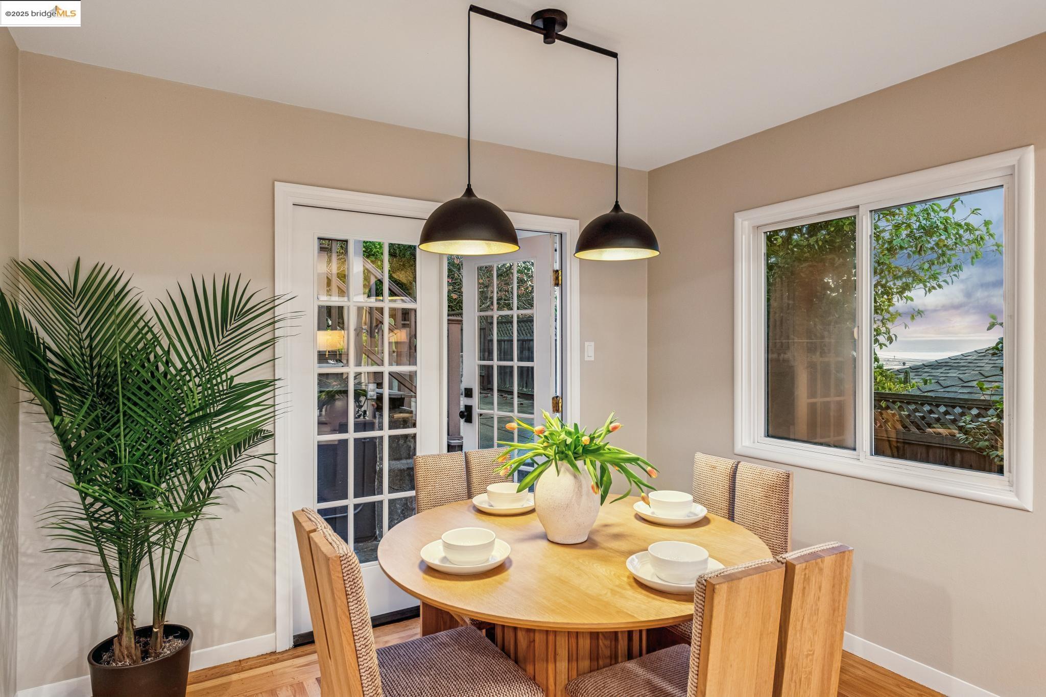 1842 Brentwood