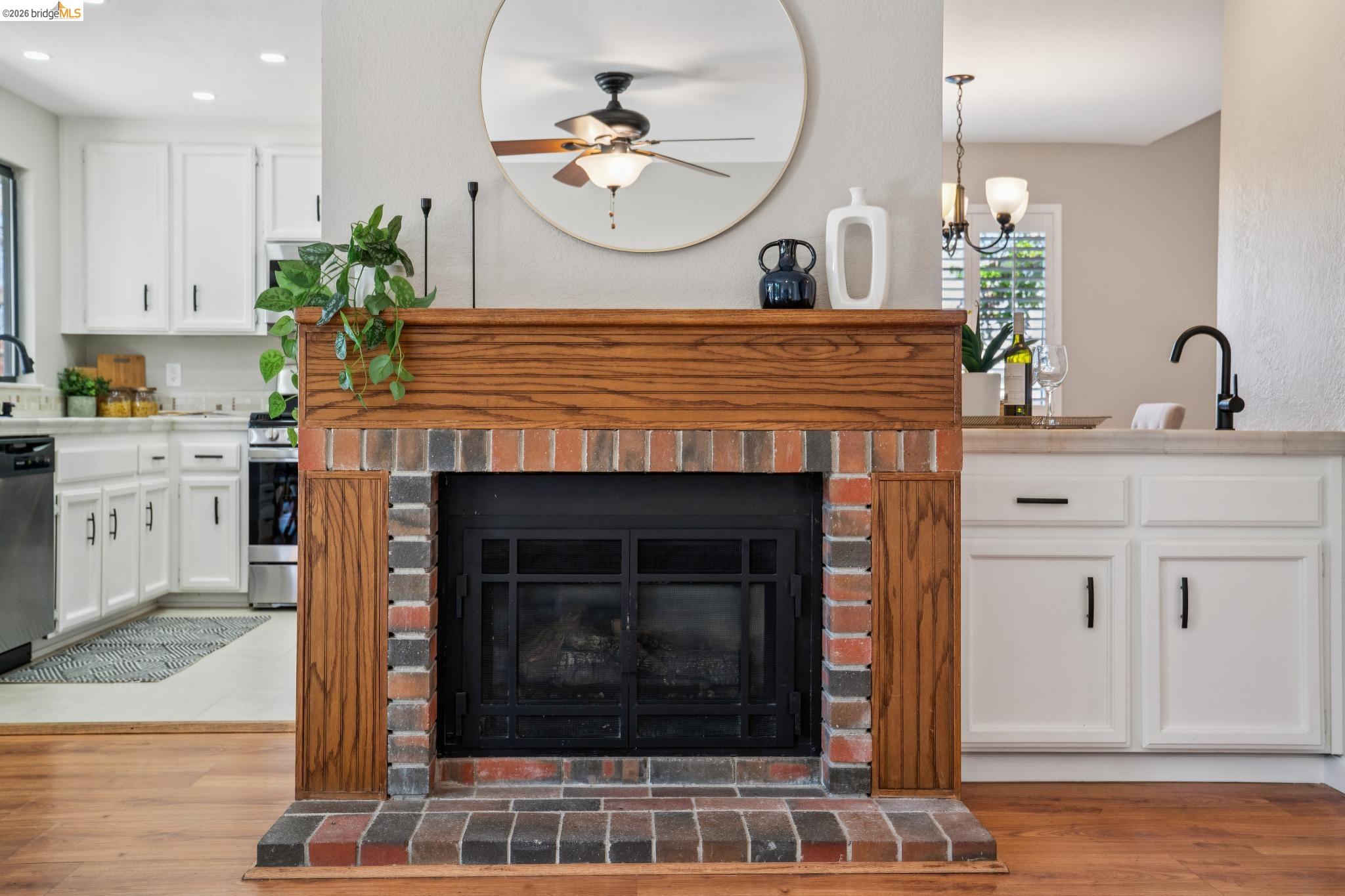 211 Meadowlark Way