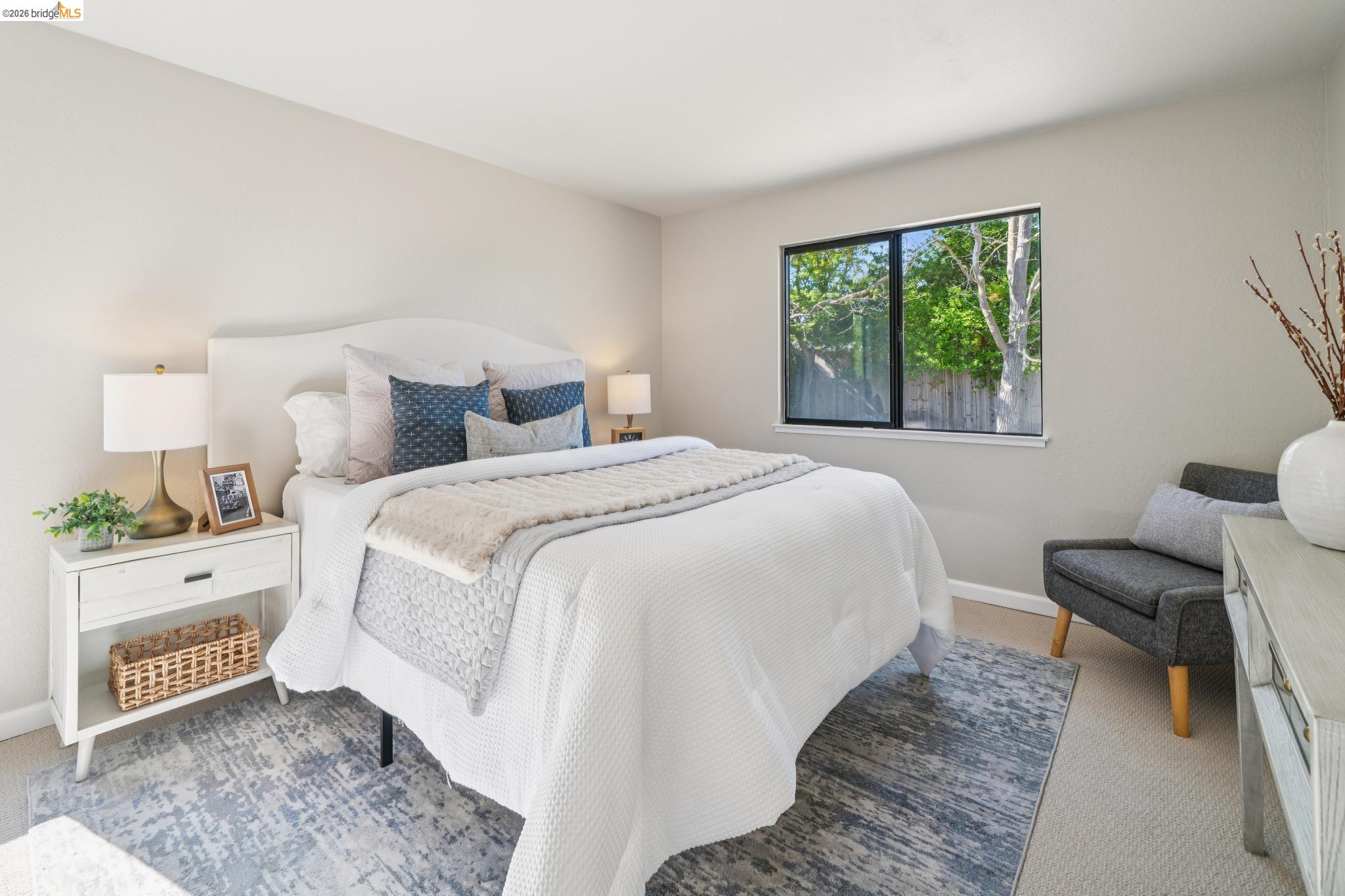 211 Meadowlark Way