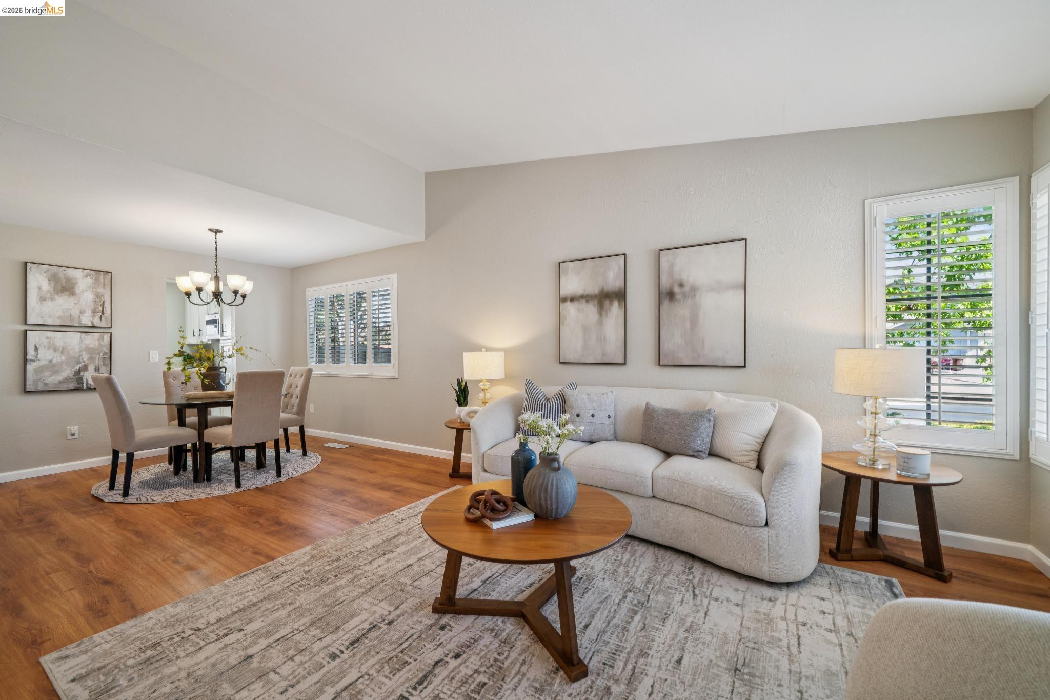 211 Meadowlark Way
